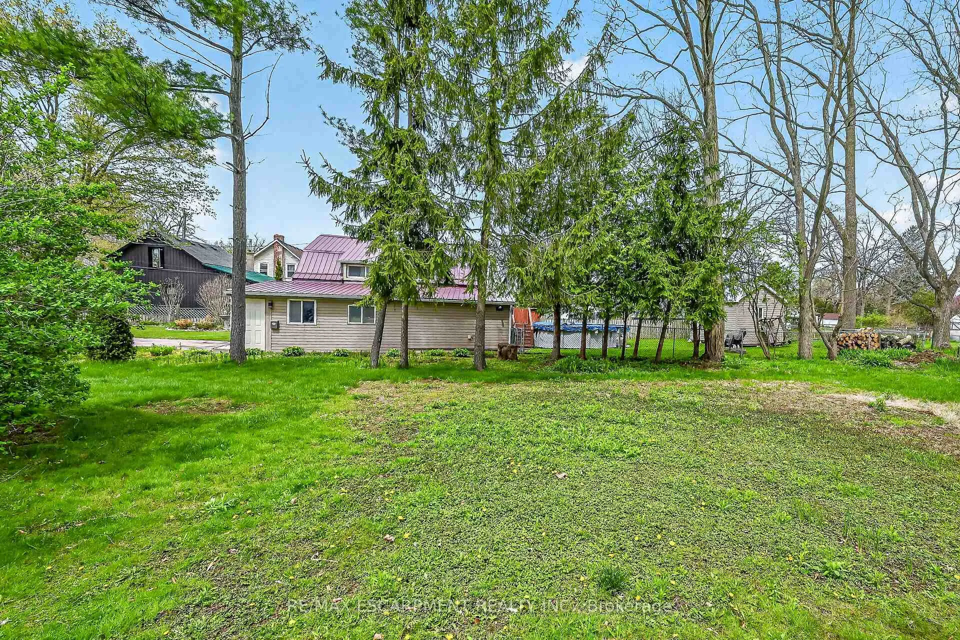 Photo 26 of 313 John Street, Norfolk, Simcoe — HOMEH