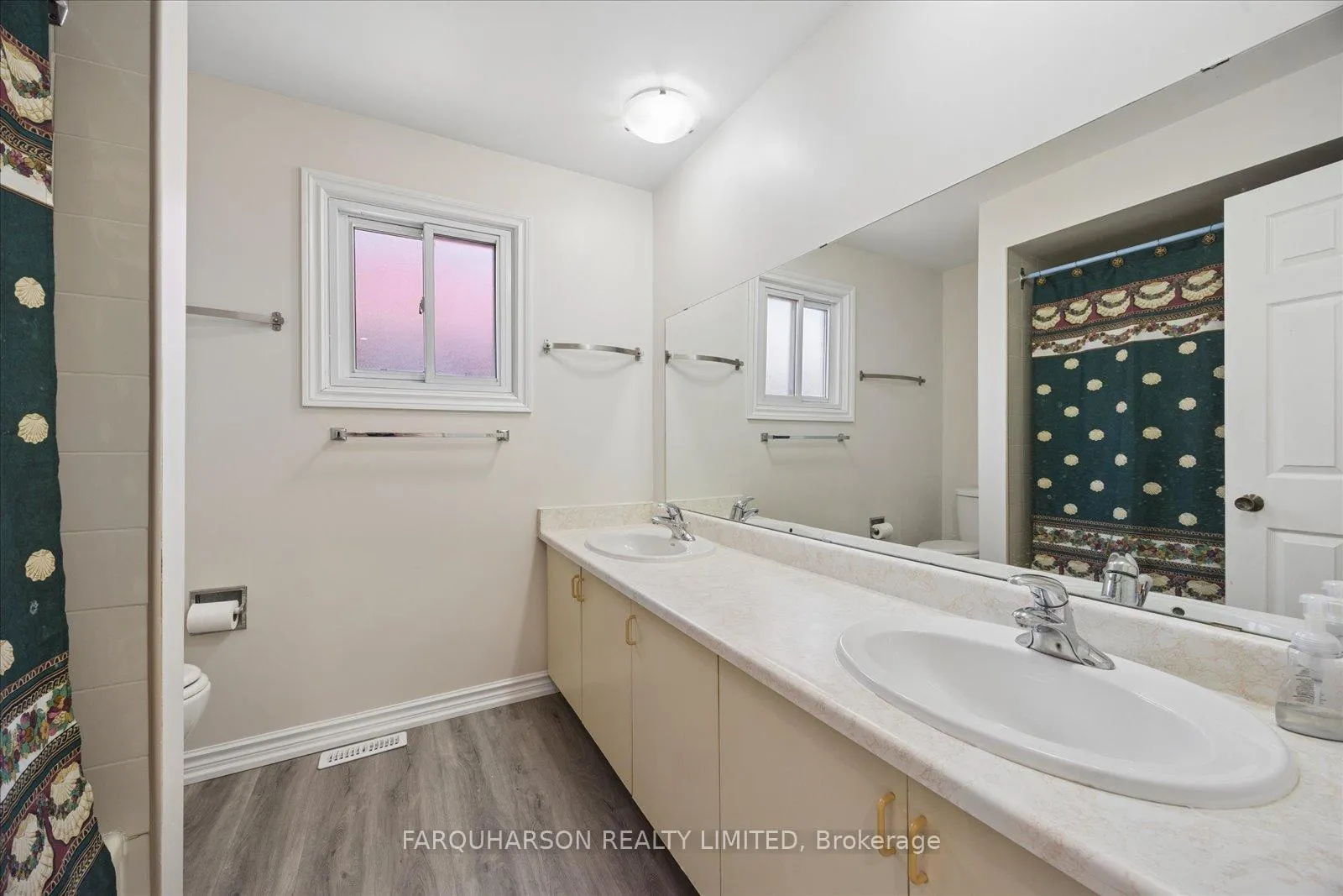 Photo 21 of 44 Elson Street, Markham, Middlefield — HOMEH