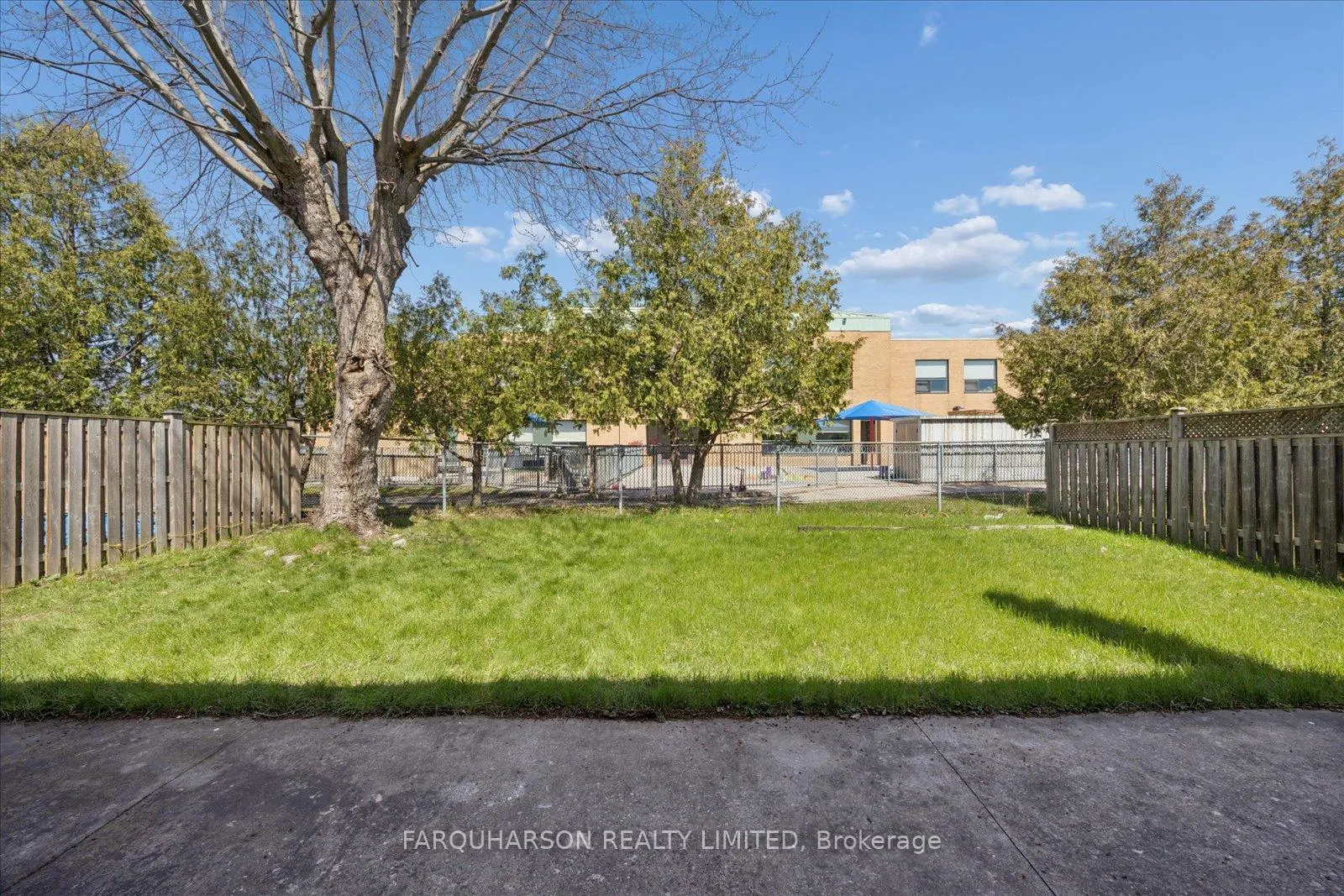 Photo 26 of 44 Elson Street, Markham, Middlefield — HOMEH