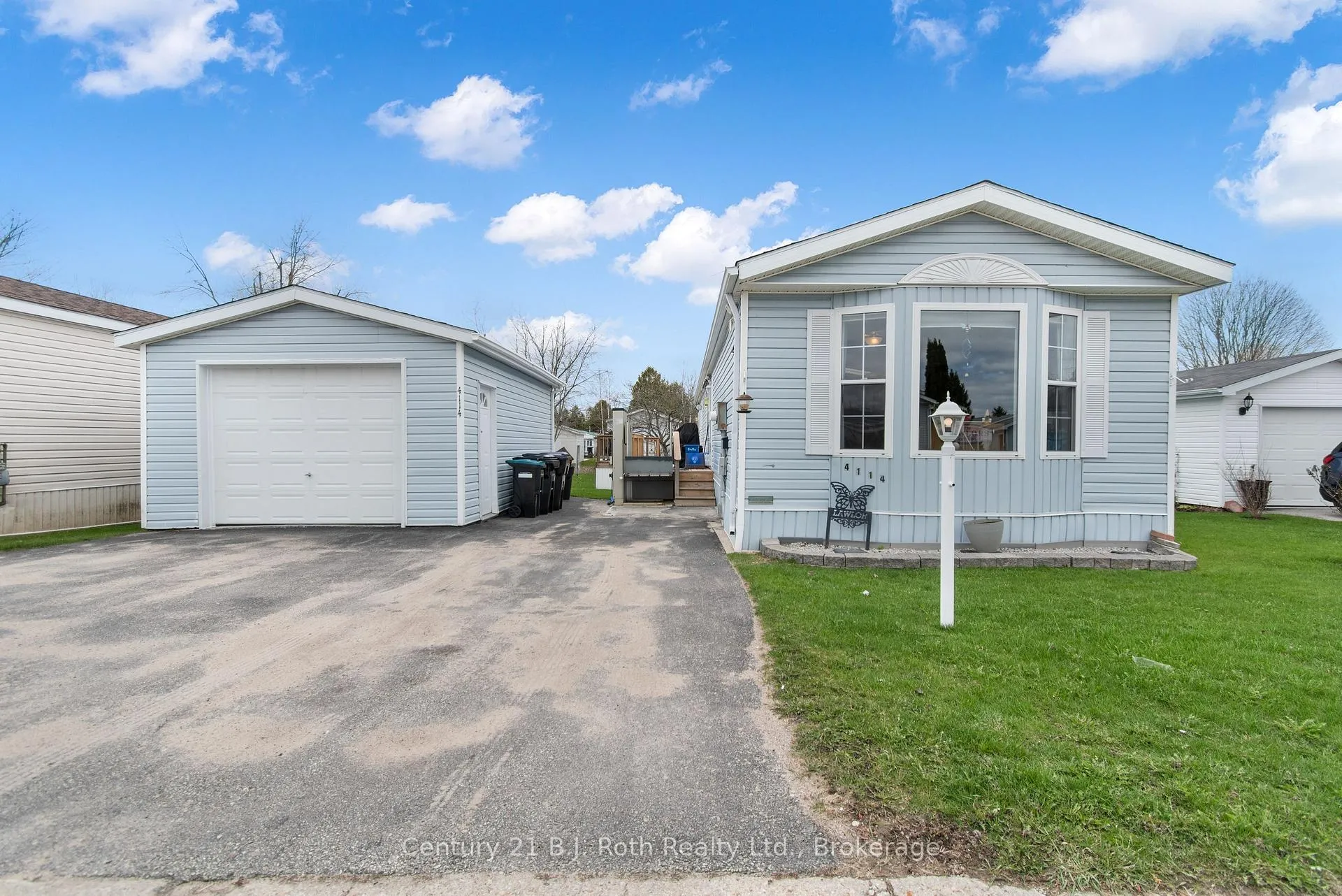 Photo 1 of 4114 Hemlock Crescent, Severn, Rural Severn — HOMEH