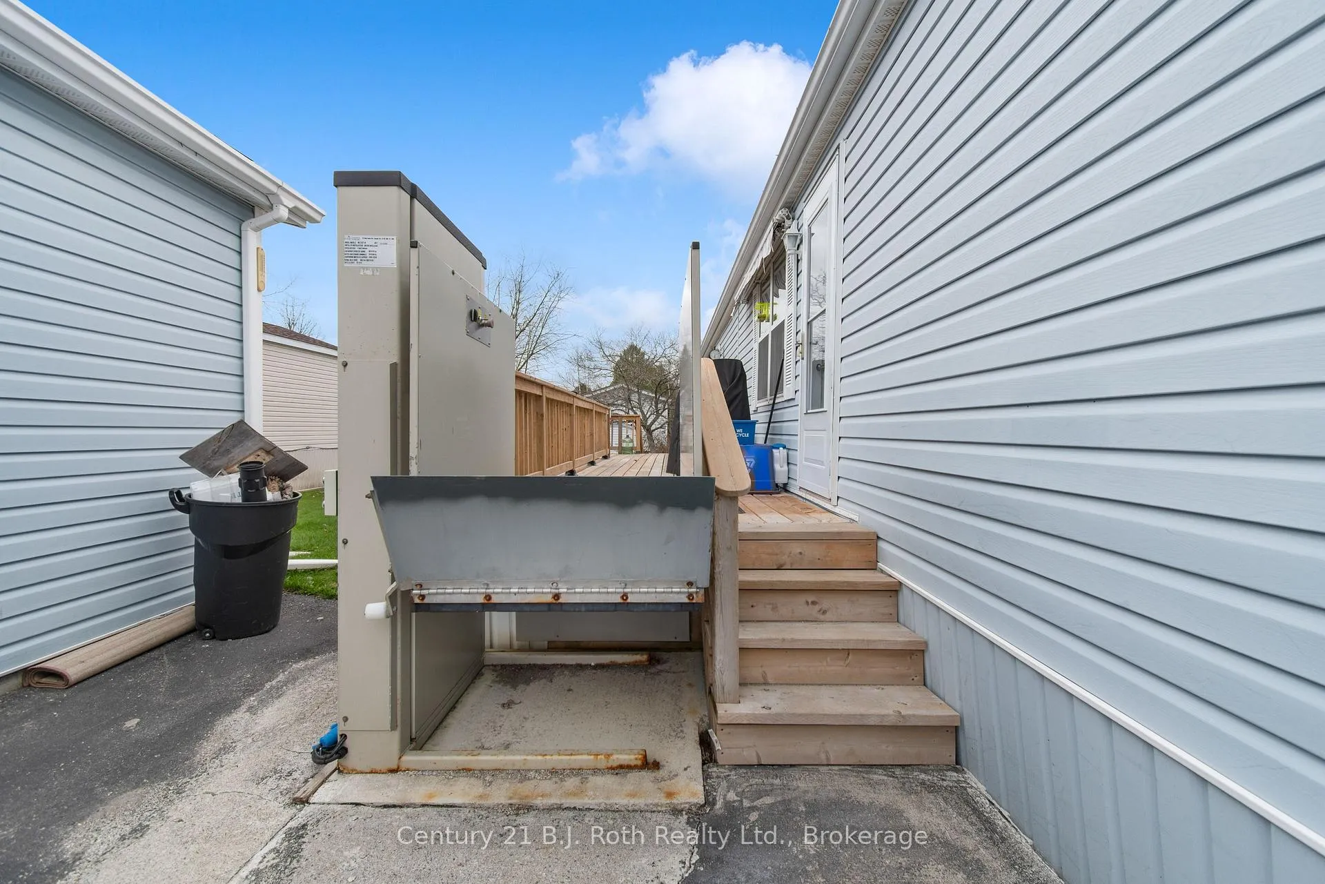 Photo 3 of 4114 Hemlock Crescent, Severn, Rural Severn — HOMEH
