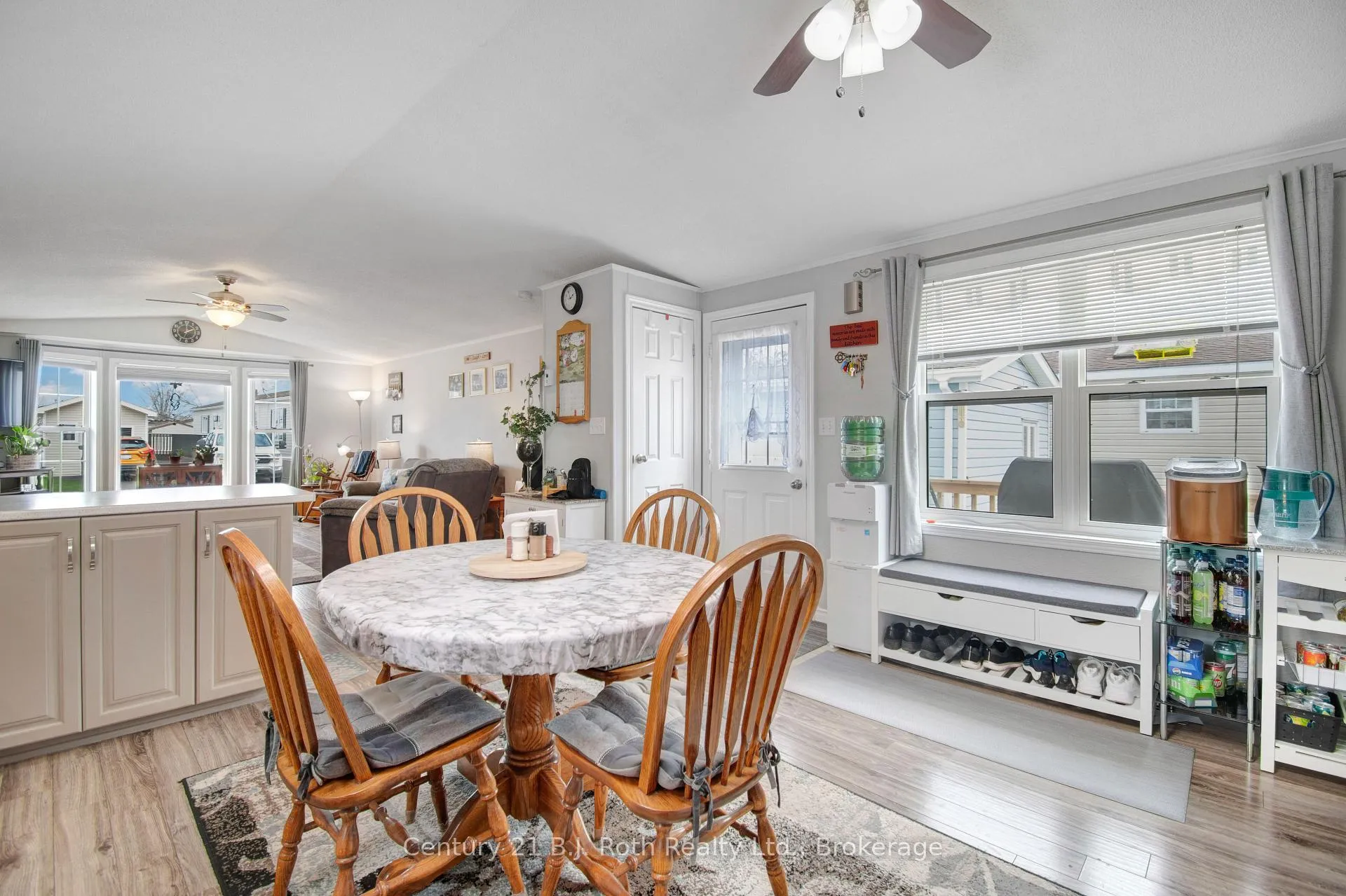 Photo 13 of 4114 Hemlock Crescent, Severn, Rural Severn — HOMEH