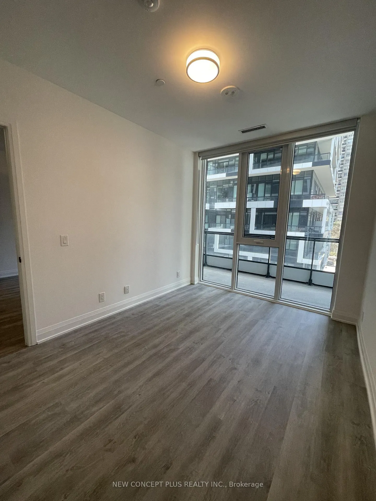 Photo 17 of Unit 403, 65 Broadway Avenue, Toronto, Mount Pleasant West — HOMEH