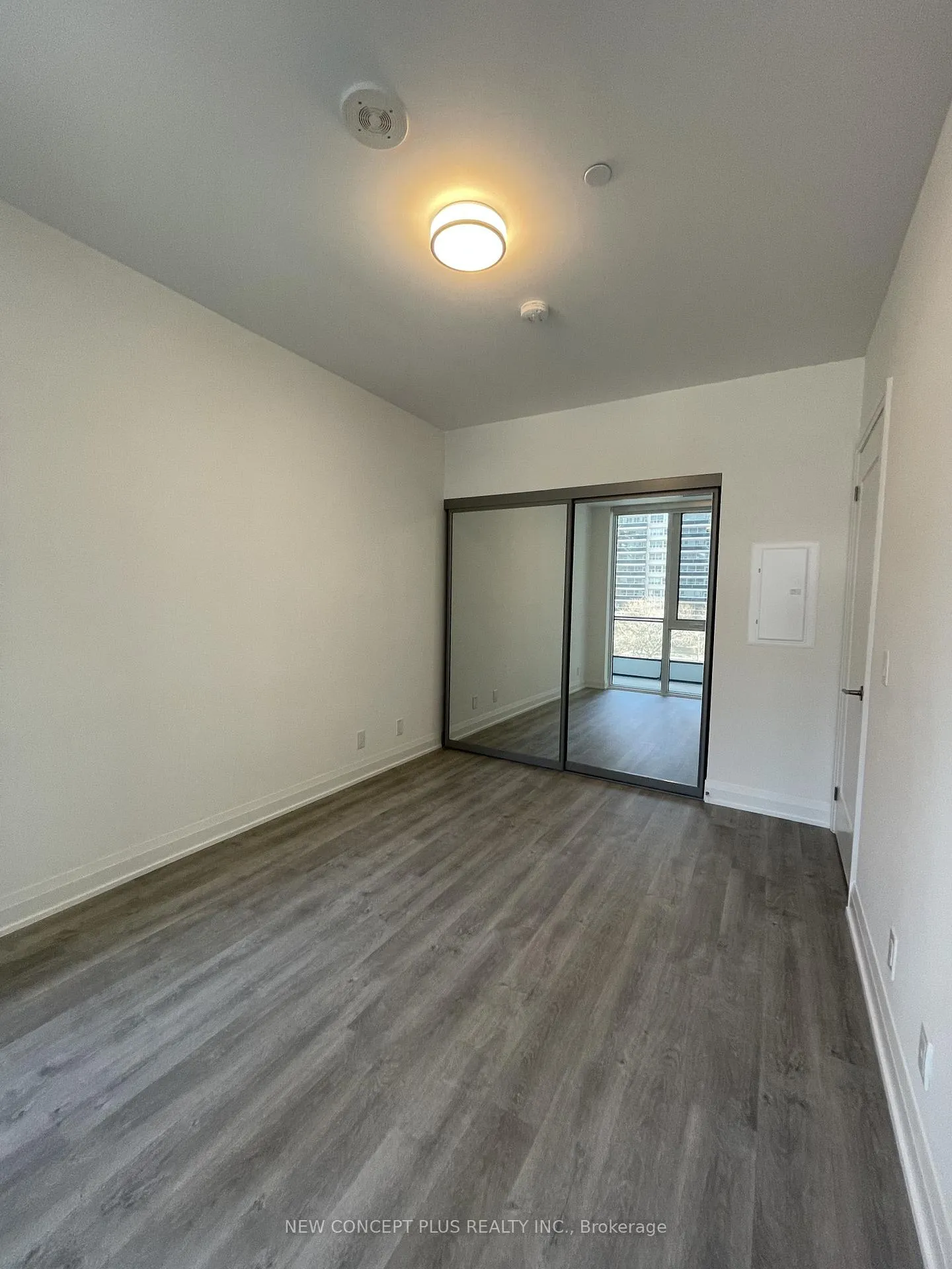 Photo 18 of Unit 403, 65 Broadway Avenue, Toronto, Mount Pleasant West — HOMEH