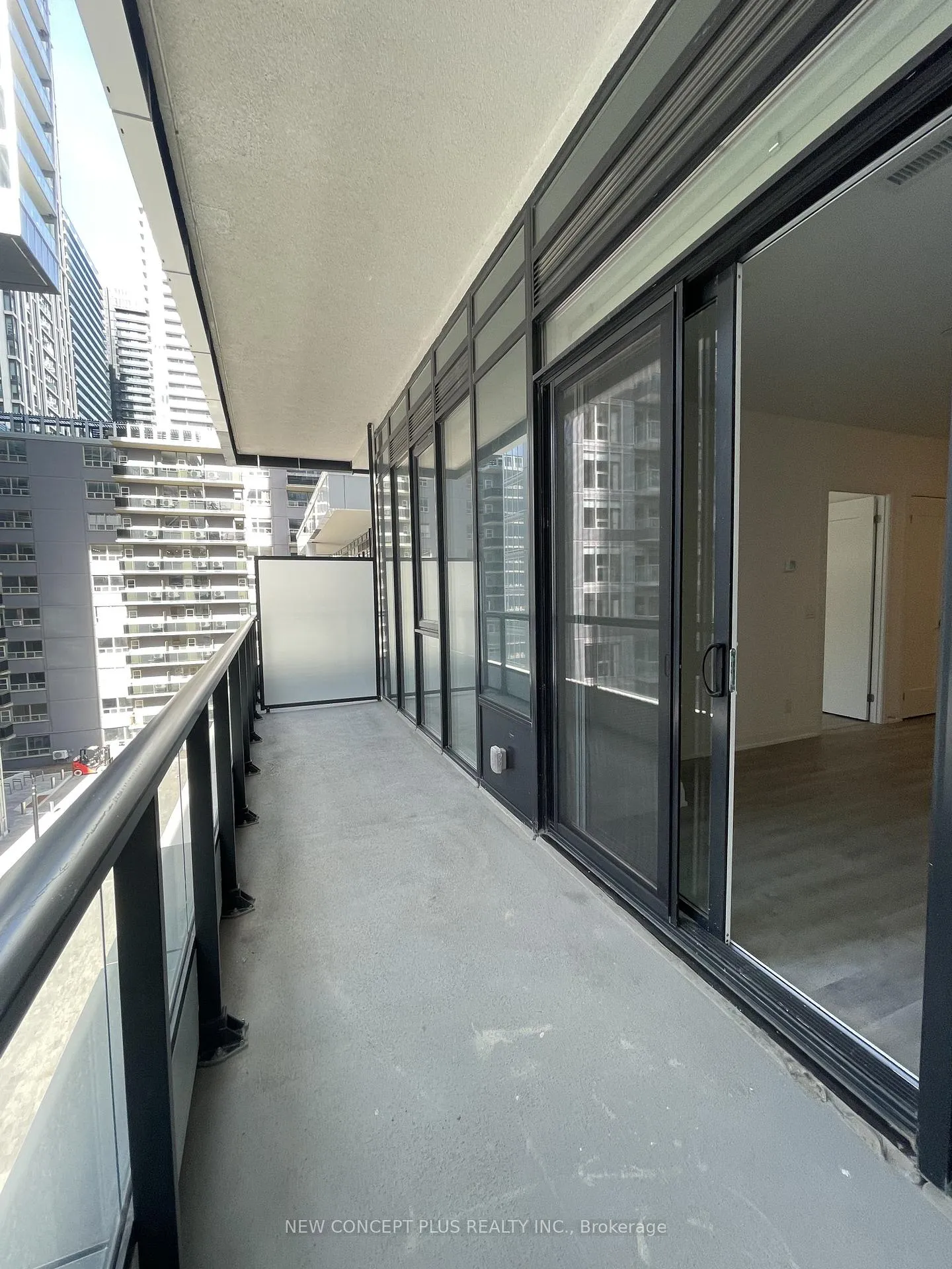 Photo 19 of Unit 403, 65 Broadway Avenue, Toronto, Mount Pleasant West — HOMEH