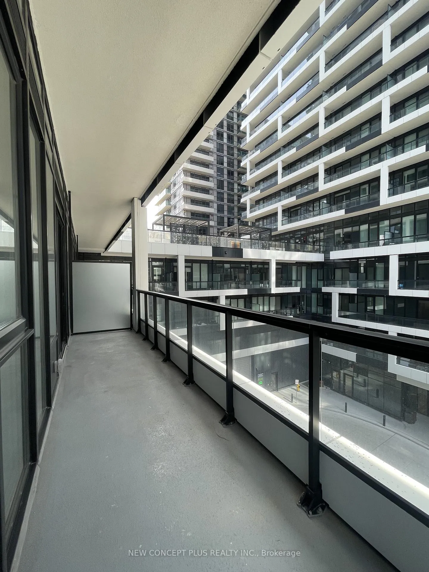 Photo 20 of Unit 403, 65 Broadway Avenue, Toronto, Mount Pleasant West — HOMEH