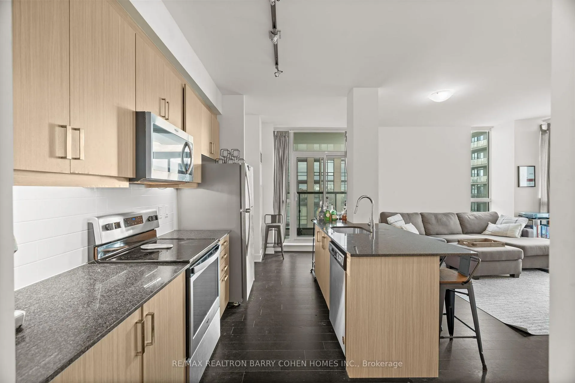 Photo 4 of Unit 1206, 1486 Bathurst Street, Toronto, Humewood-Cedarvale — HOMEH