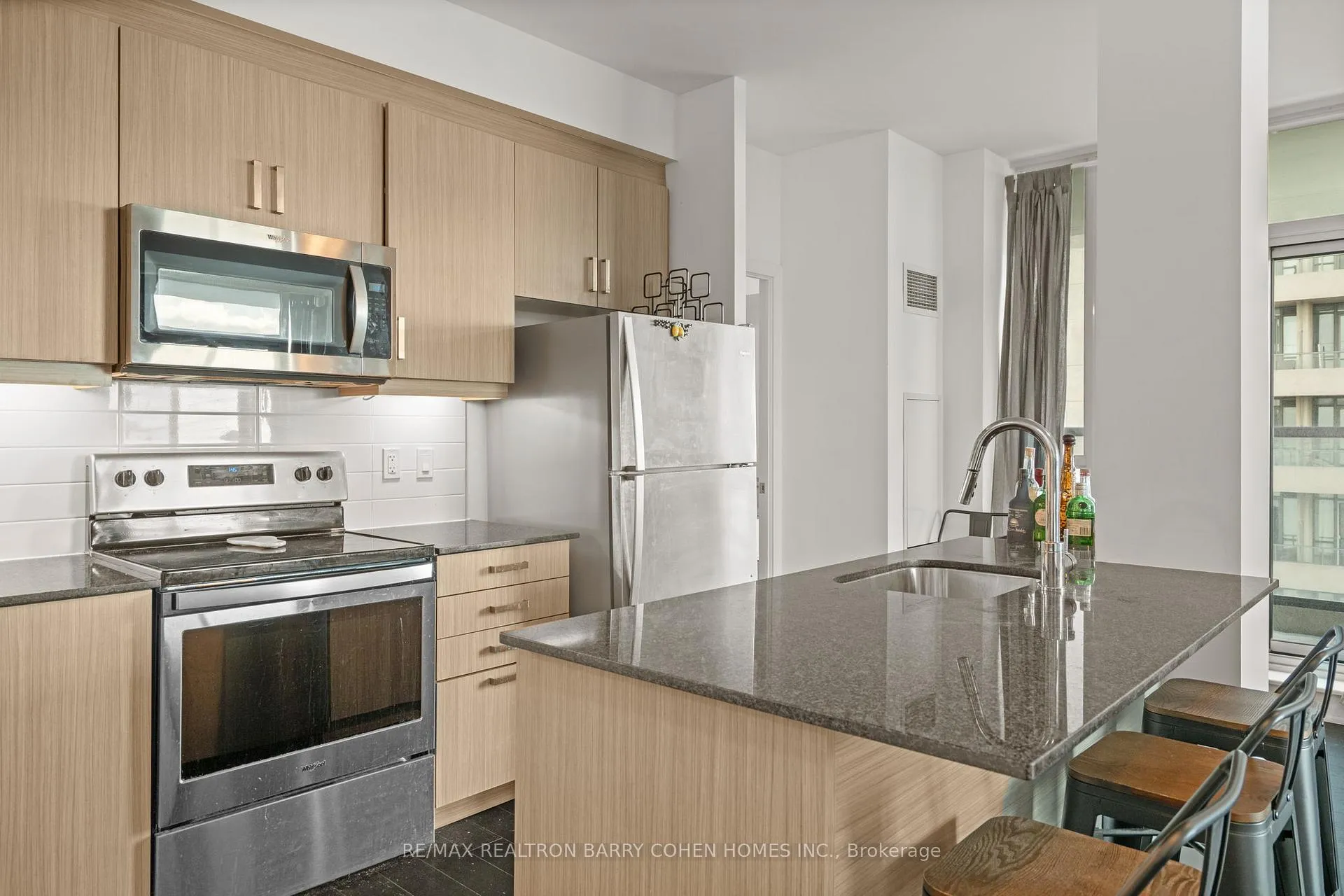 Photo 6 of Unit 1206, 1486 Bathurst Street, Toronto, Humewood-Cedarvale — HOMEH