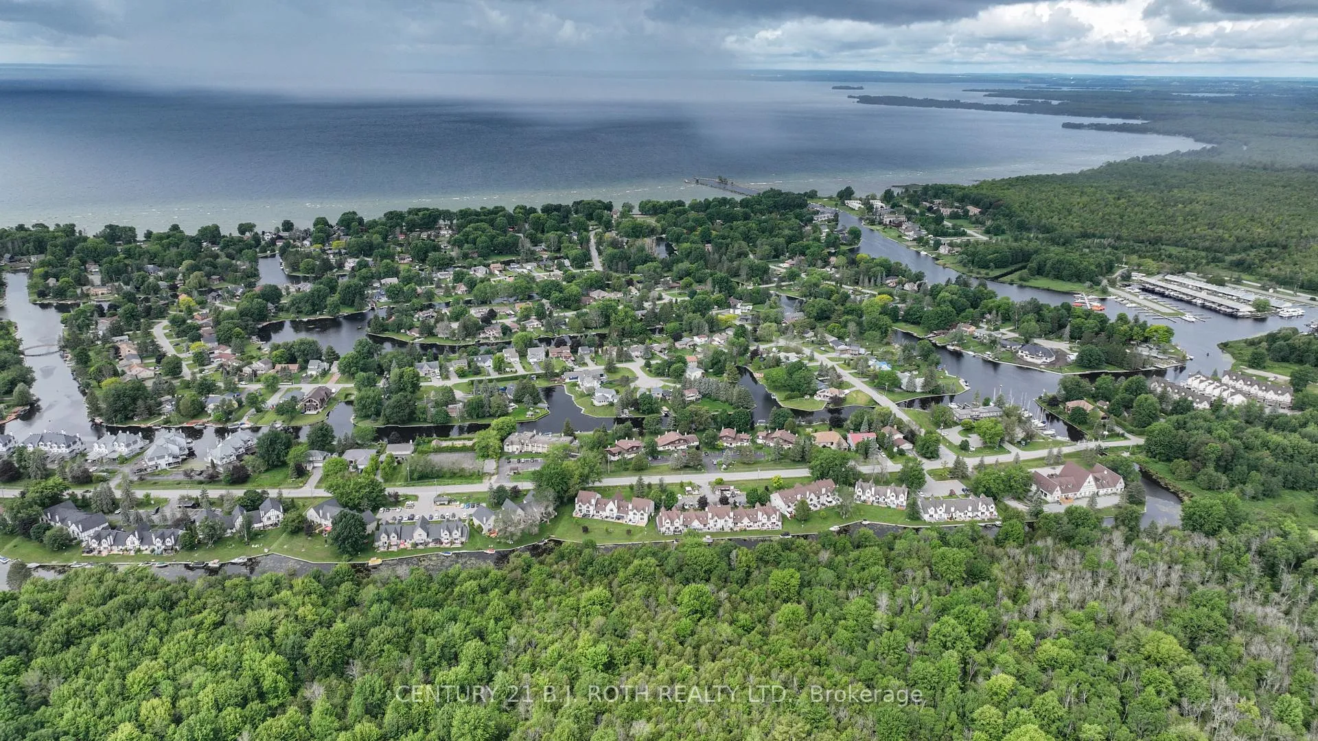 Photo 3 of Unit 18, 71 Laguna Parkway, Ramara, Brechin — HOMEH