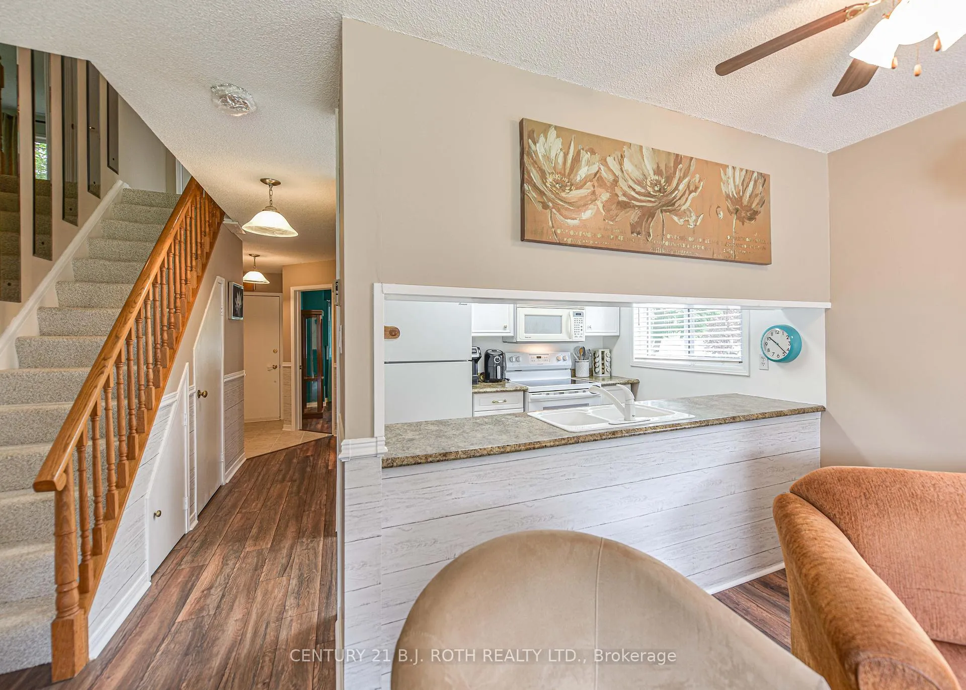 Photo 7 of Unit 18, 71 Laguna Parkway, Ramara, Brechin — HOMEH
