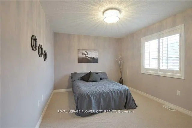 Photo 18 of 176 Medici Lane, Hamilton, Carpenter — HOMEH