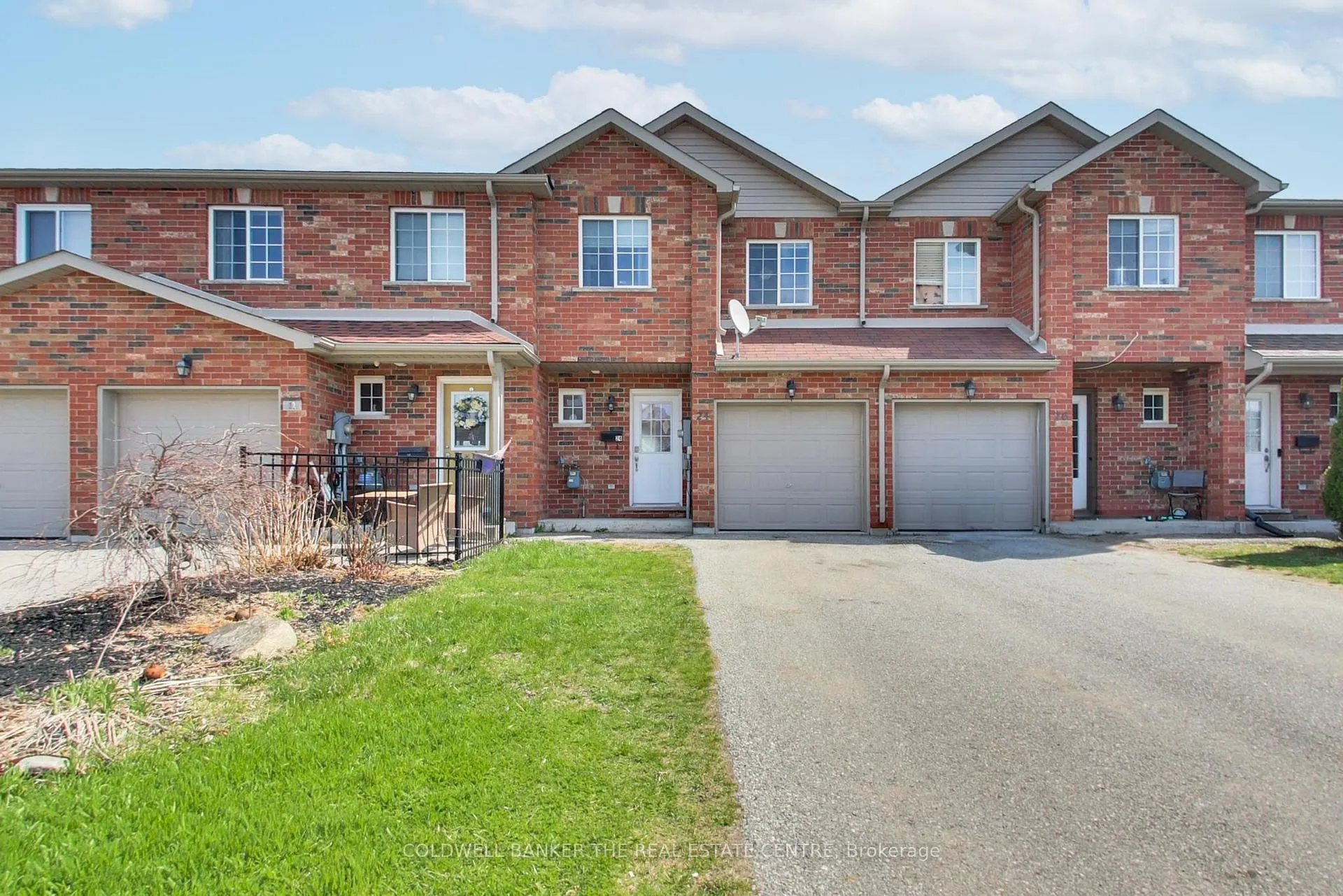 Photo 1 of 24 Michelle Drive, Orillia — HOMEH