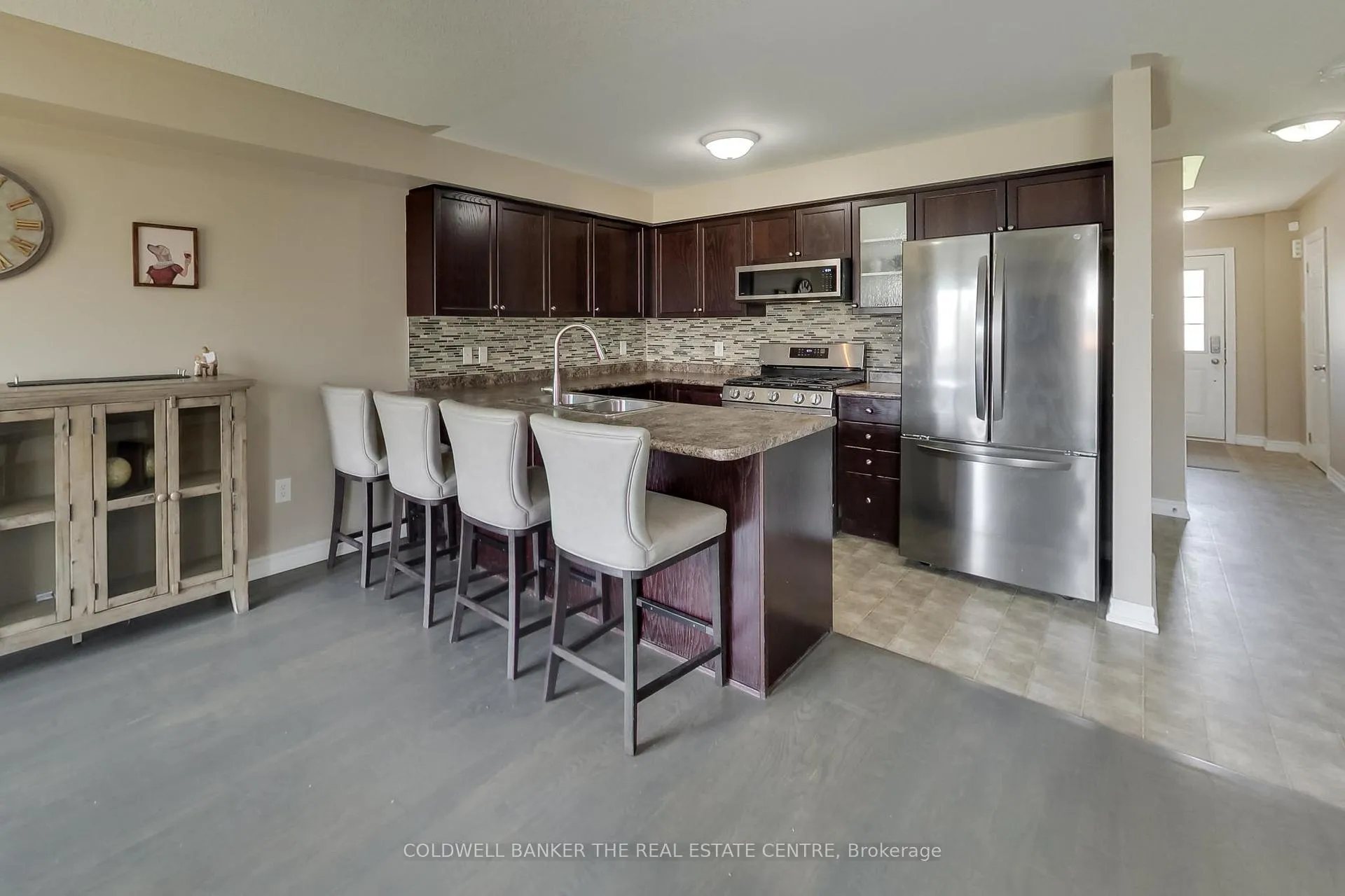 Photo 6 of 24 Michelle Drive, Orillia — HOMEH