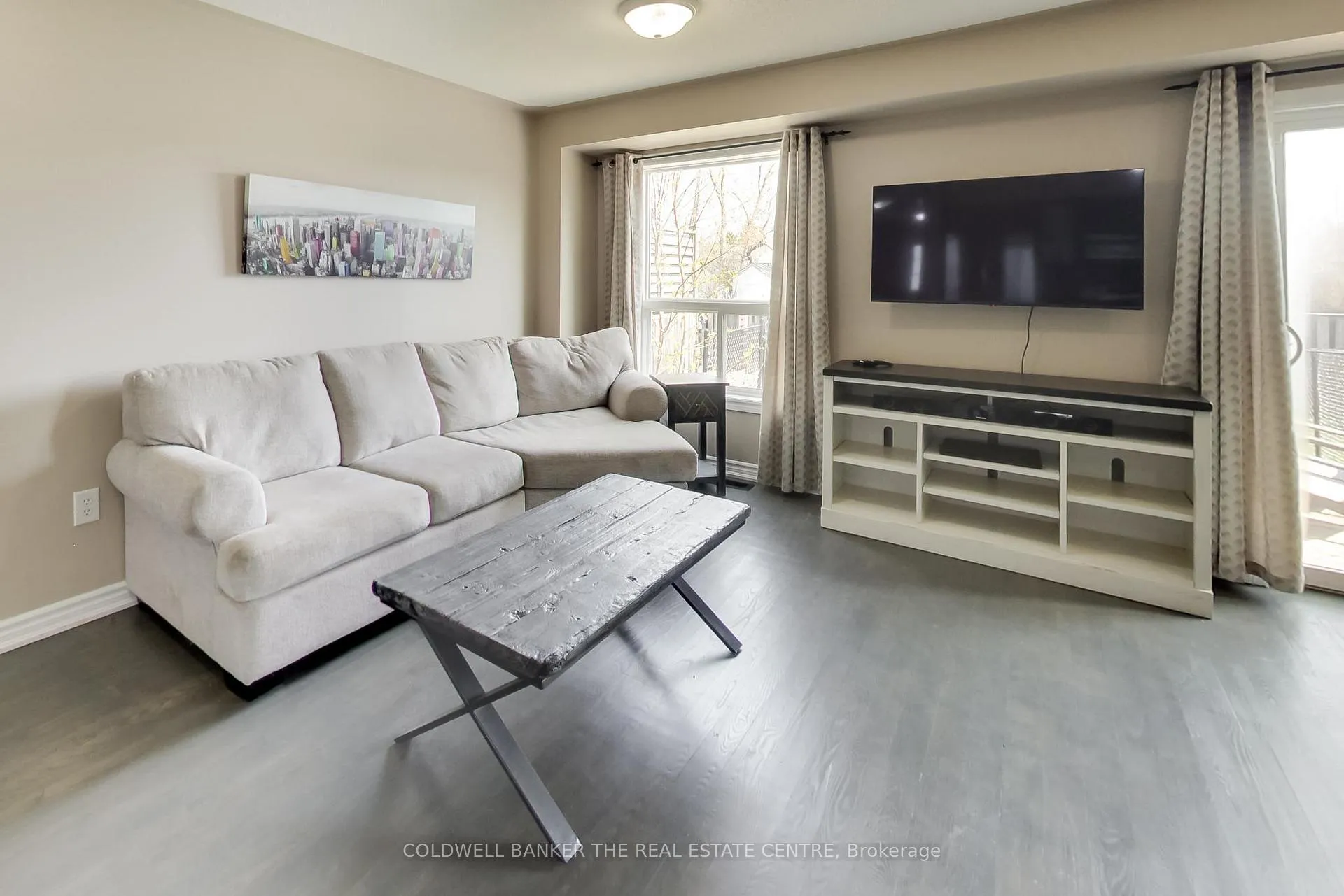 Photo 7 of 24 Michelle Drive, Orillia — HOMEH
