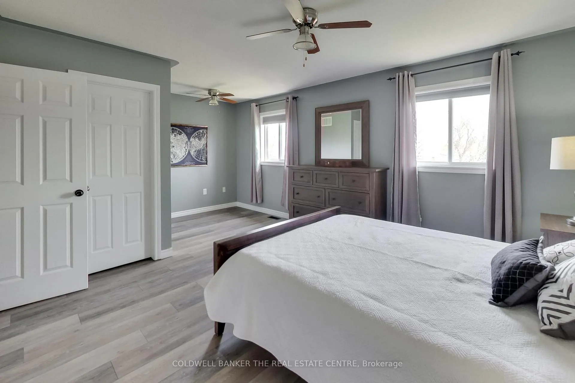 Photo 10 of 24 Michelle Drive, Orillia — HOMEH