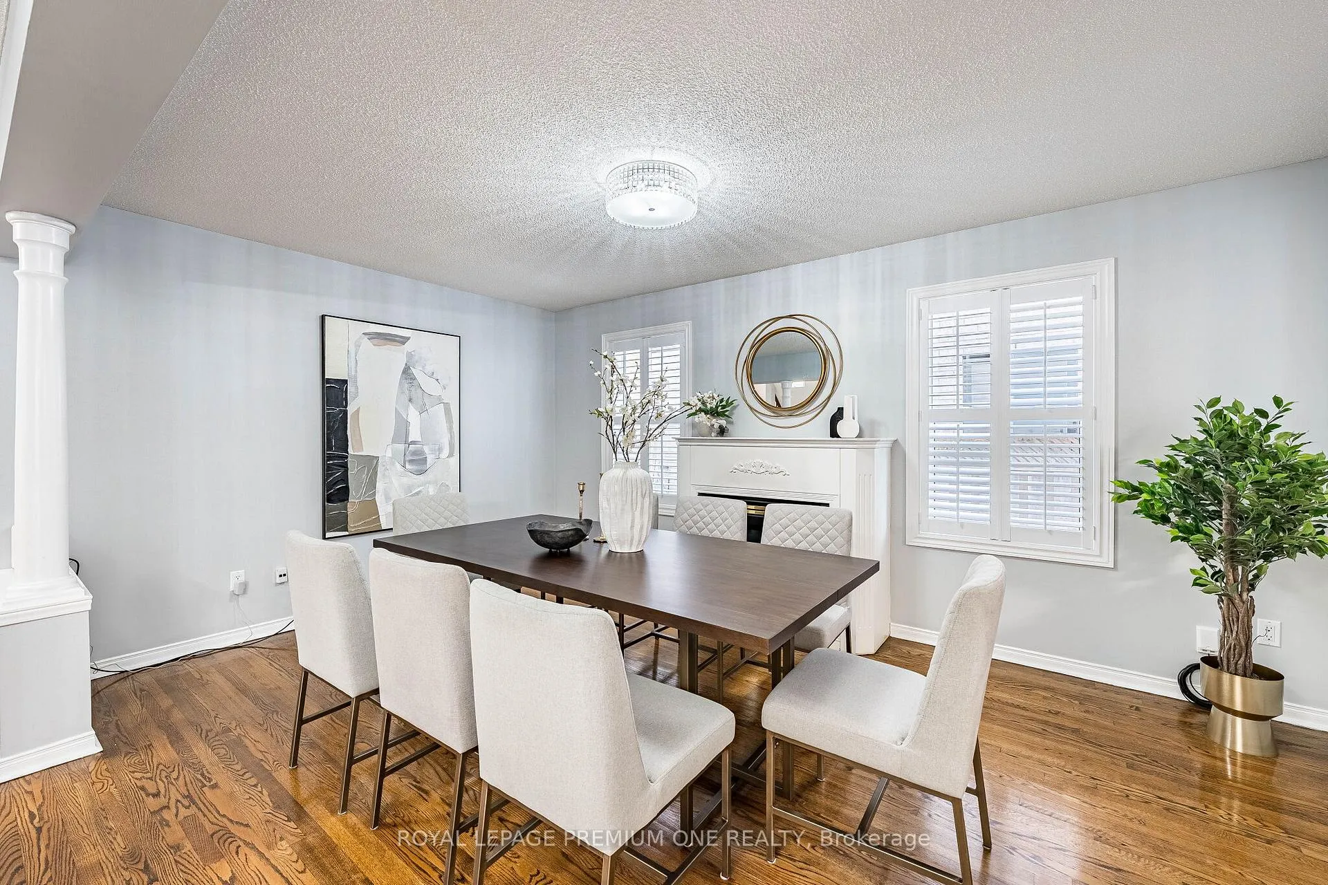 Photo 9 of 109 Kirkbride Crescent, Vaughan, Maple — HOMEH