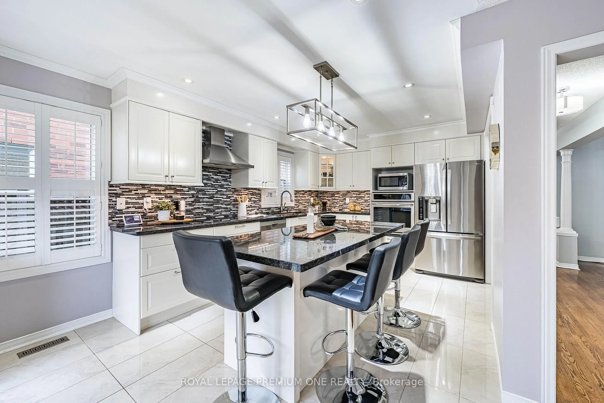 Photo 14 of 109 Kirkbride Crescent, Vaughan, Maple — HOMEH