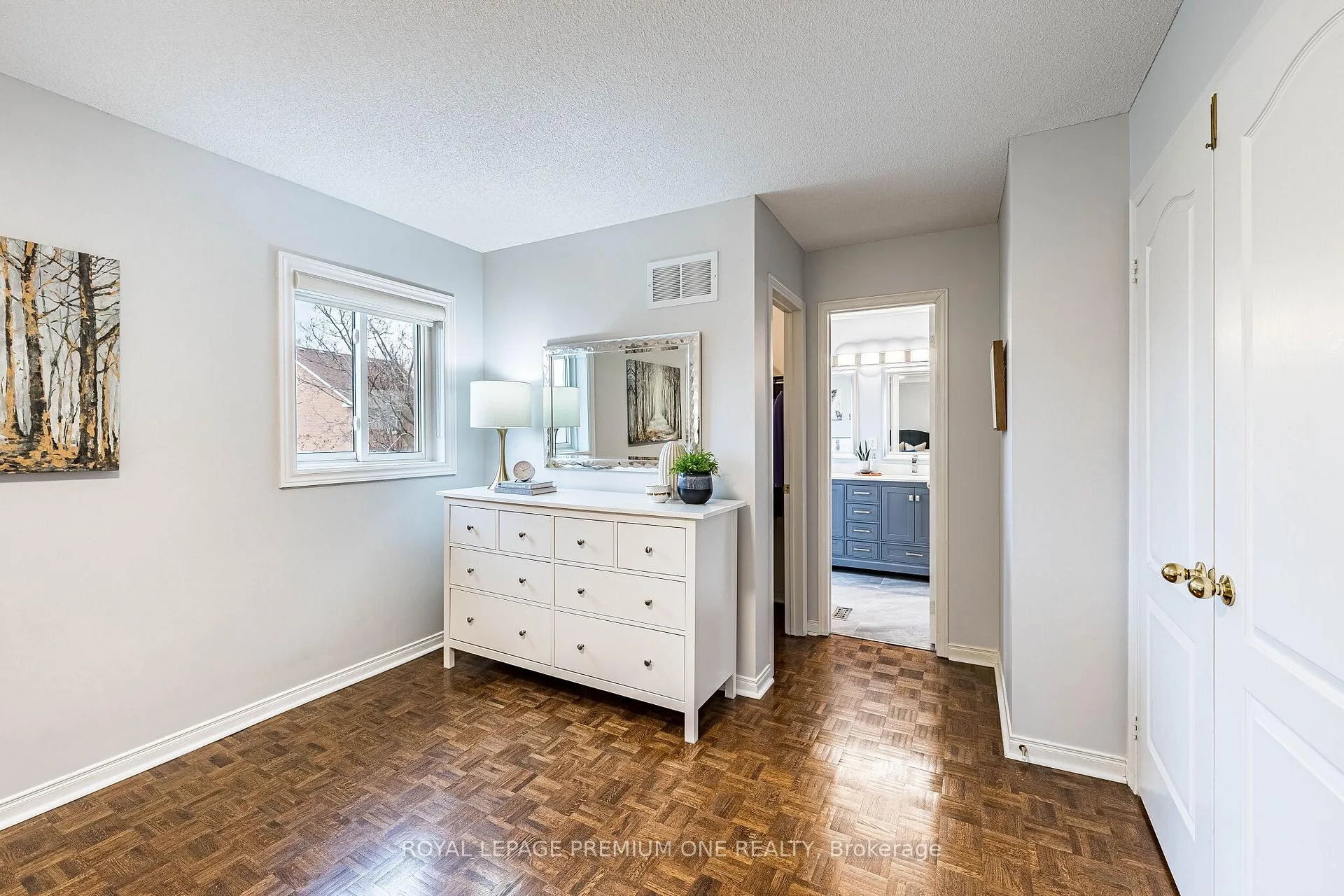 Photo 23 of 109 Kirkbride Crescent, Vaughan, Maple — HOMEH