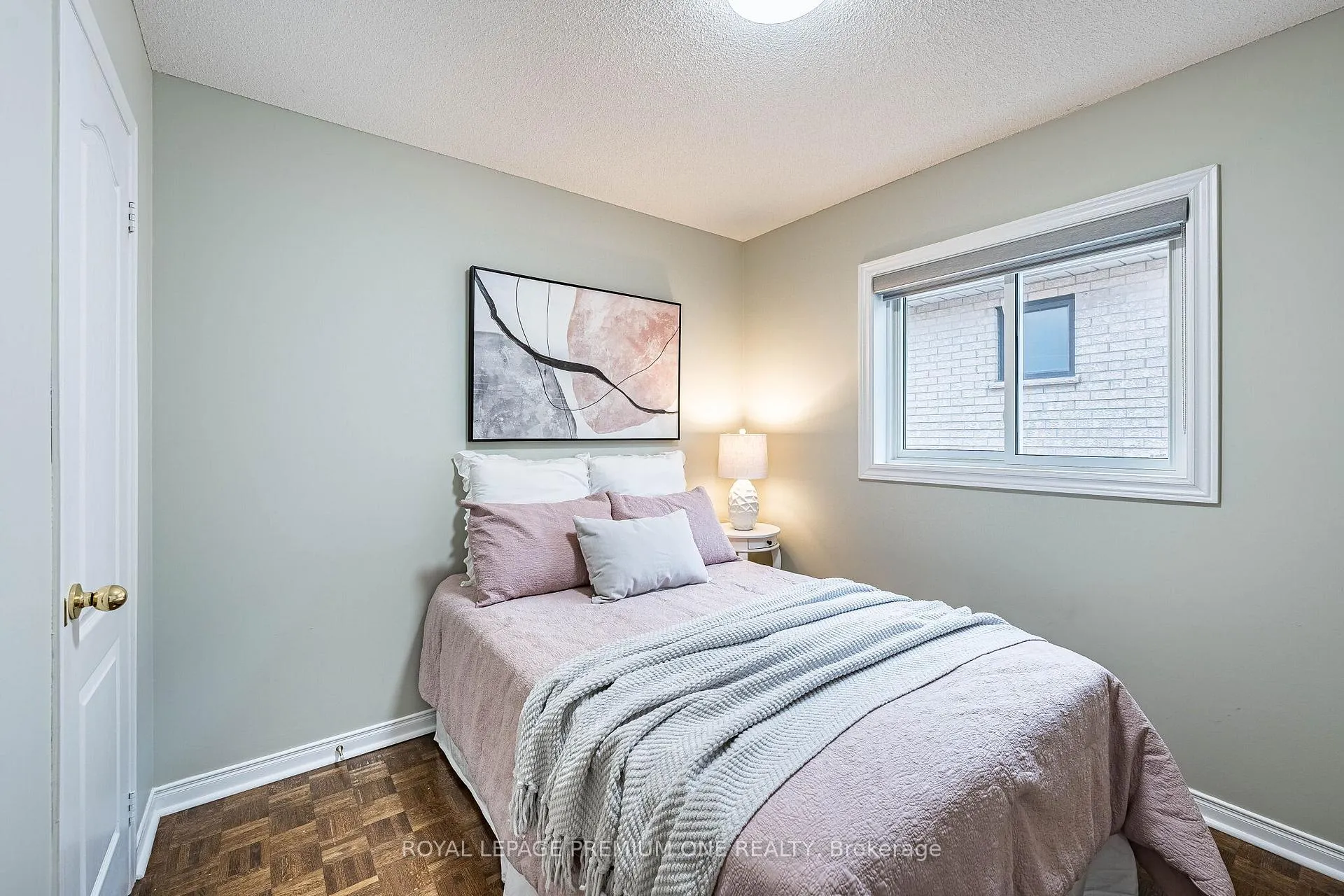 Photo 27 of 109 Kirkbride Crescent, Vaughan, Maple — HOMEH