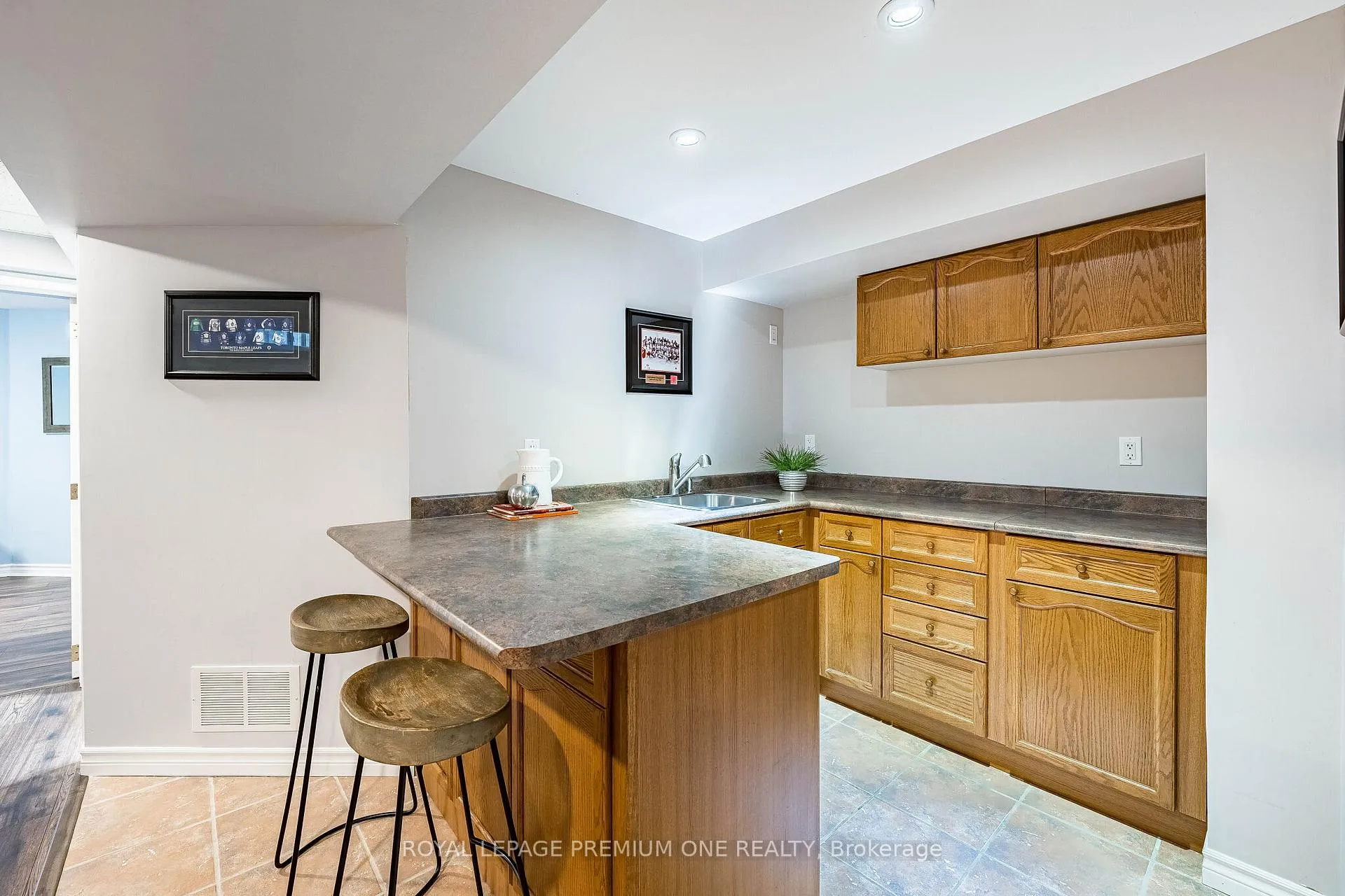 Photo 32 of 109 Kirkbride Crescent, Vaughan, Maple — HOMEH
