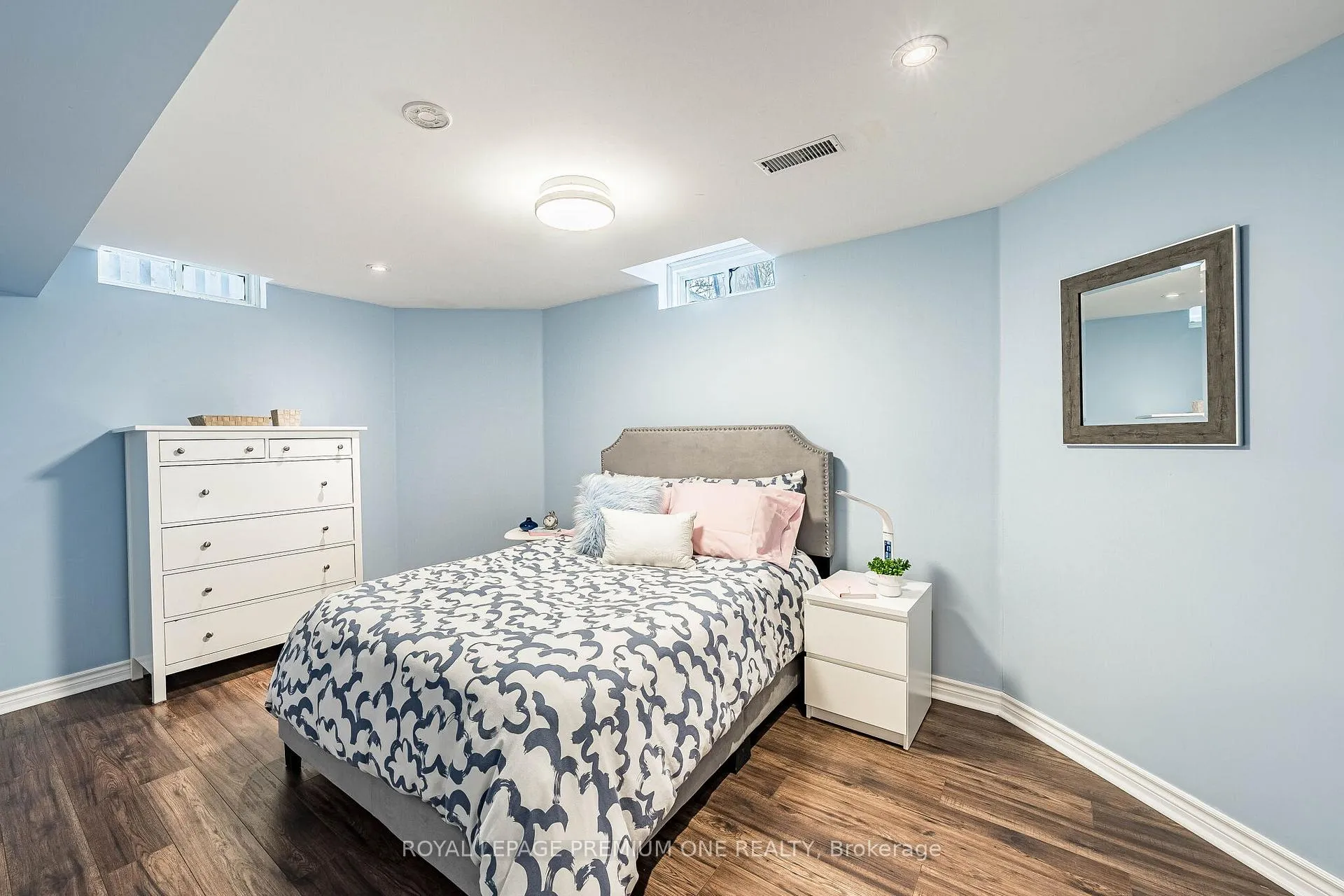 Photo 36 of 109 Kirkbride Crescent, Vaughan, Maple — HOMEH