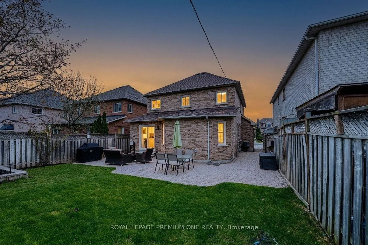 Photo 40 of 109 Kirkbride Crescent, Vaughan, Maple — HOMEH
