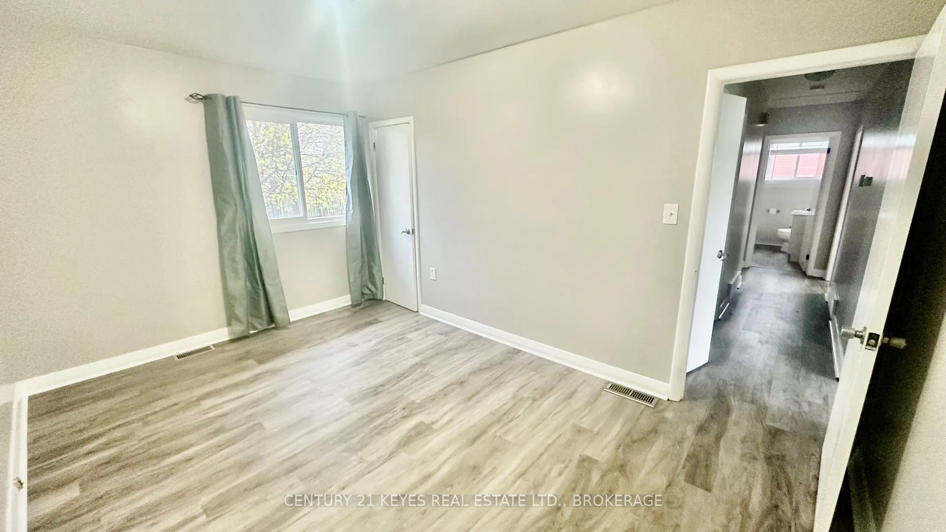 Photo 16 of 34 Salisbury Avenue, Brockville — HOMEH