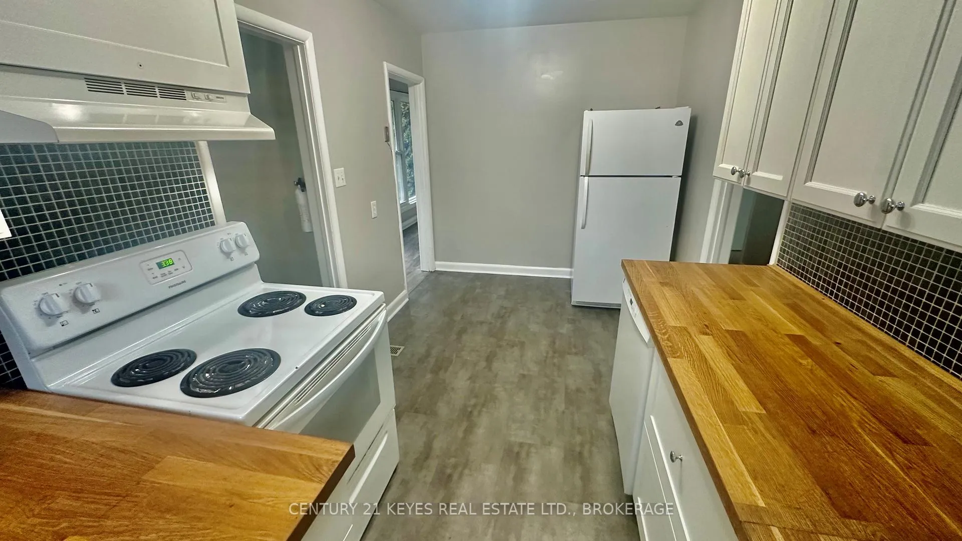 Photo 25 of 34 Salisbury Avenue, Brockville — HOMEH