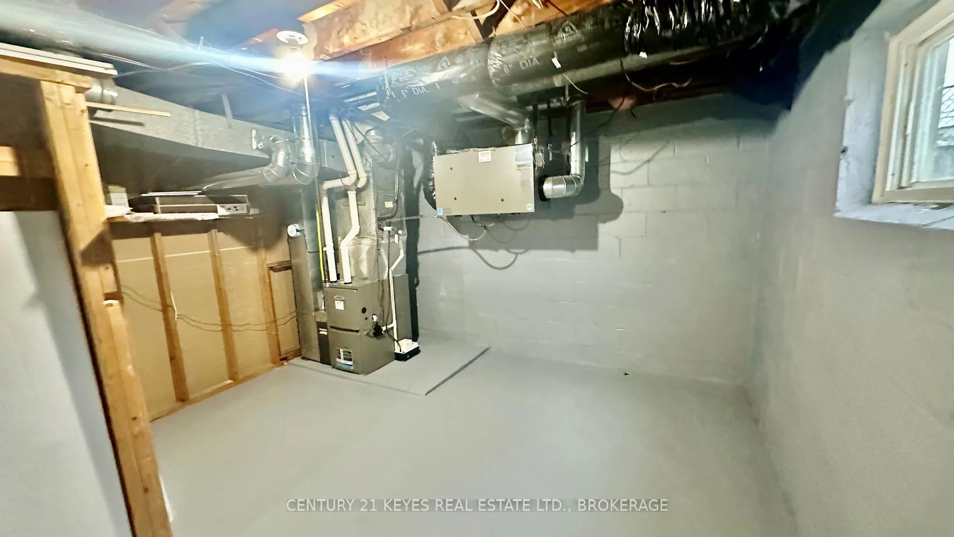 Photo 33 of 34 Salisbury Avenue, Brockville — HOMEH