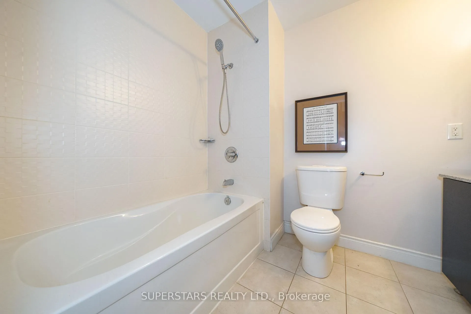 Photo 7 of 261 South Park Road, Markham, Commerce Valley — HOMEH