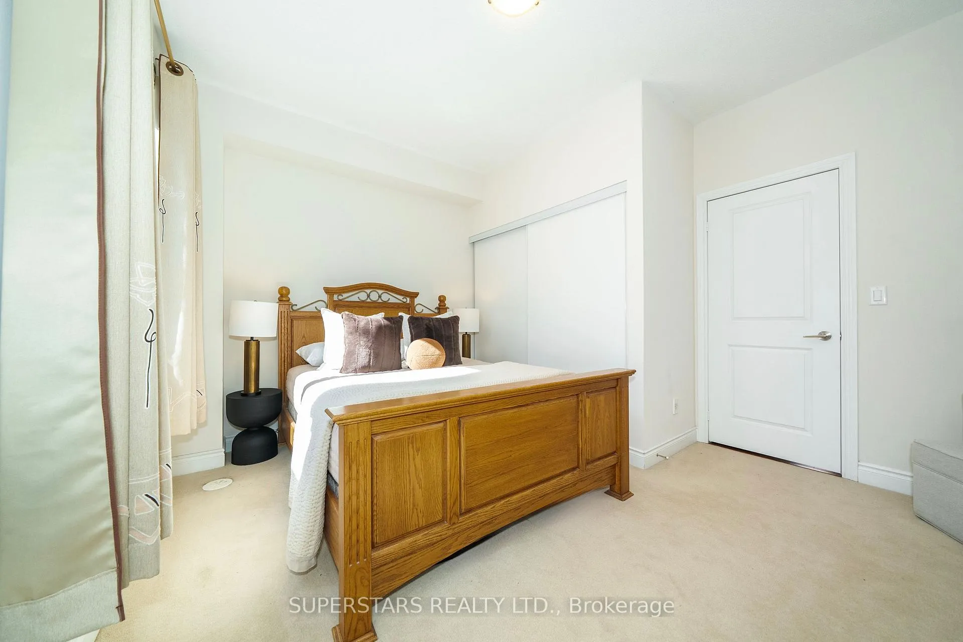 Photo 25 of 261 South Park Road, Markham, Commerce Valley — HOMEH