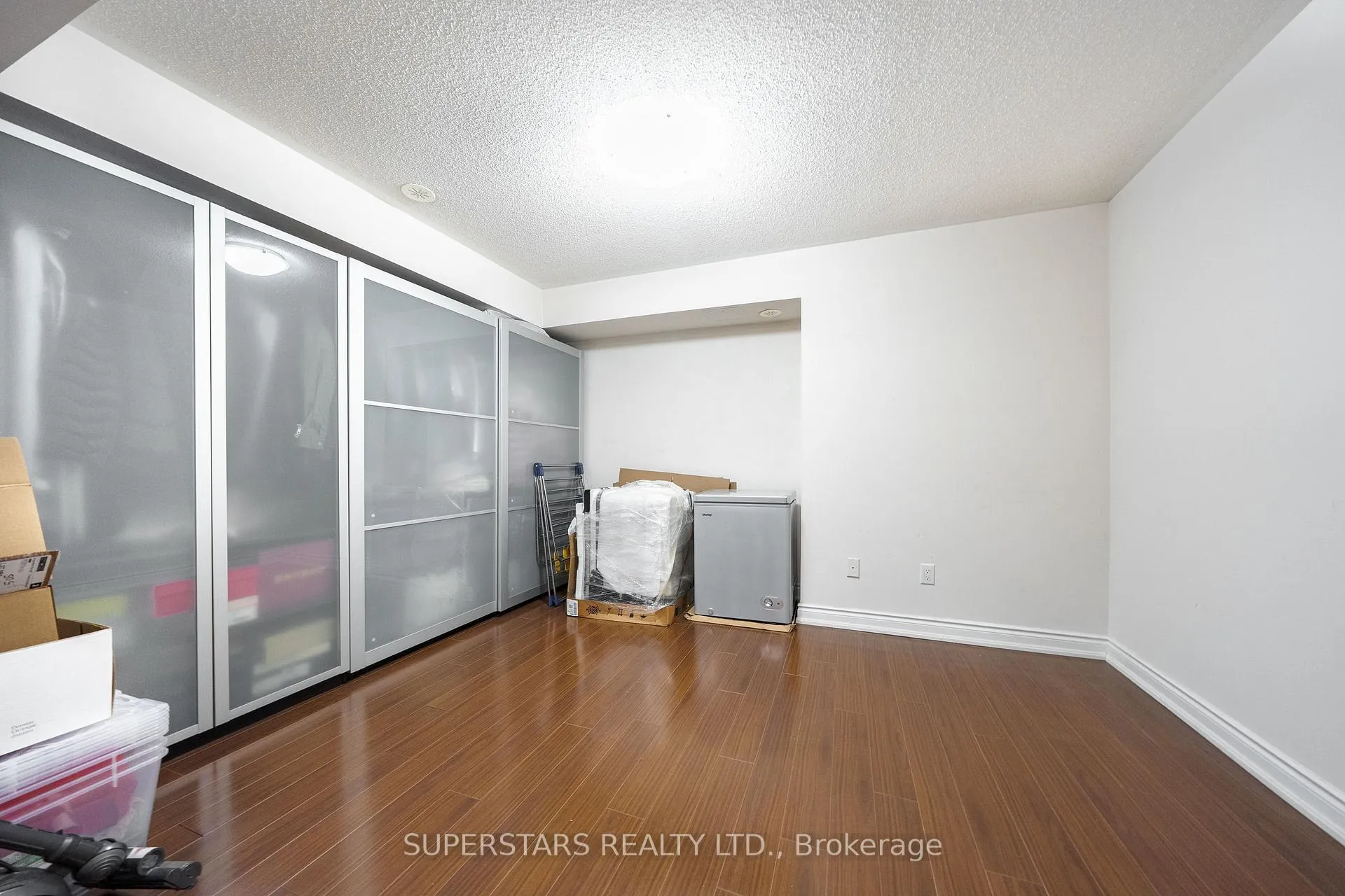 Photo 32 of 261 South Park Road, Markham, Commerce Valley — HOMEH