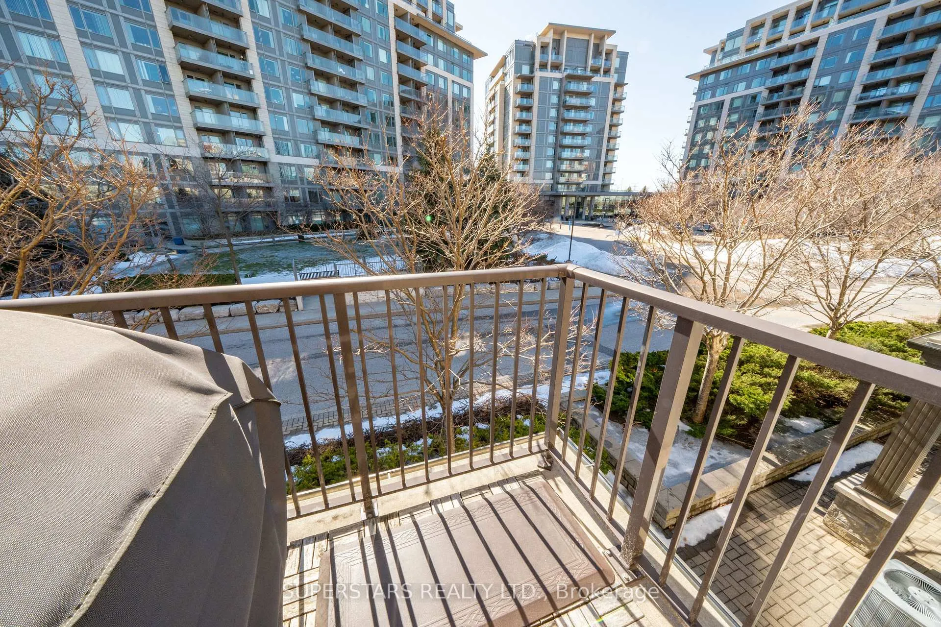 Photo 43 of 261 South Park Road, Markham, Commerce Valley — HOMEH