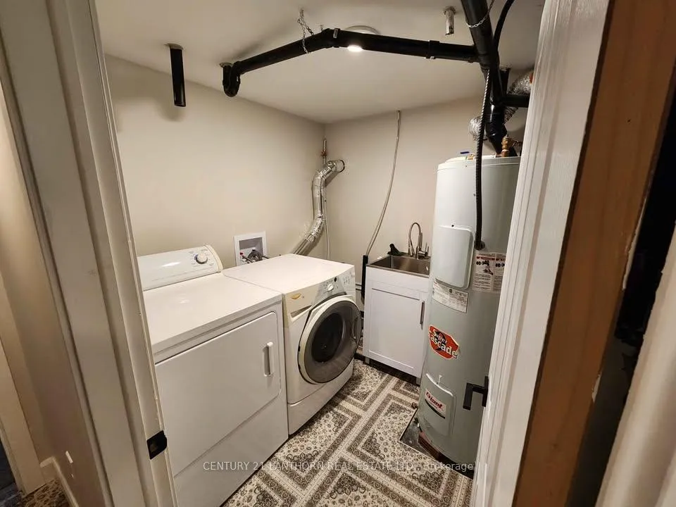 Photo 8 of Unit Unit B, 115 Henry Street, Quinte West, Trenton Ward — HOMEH