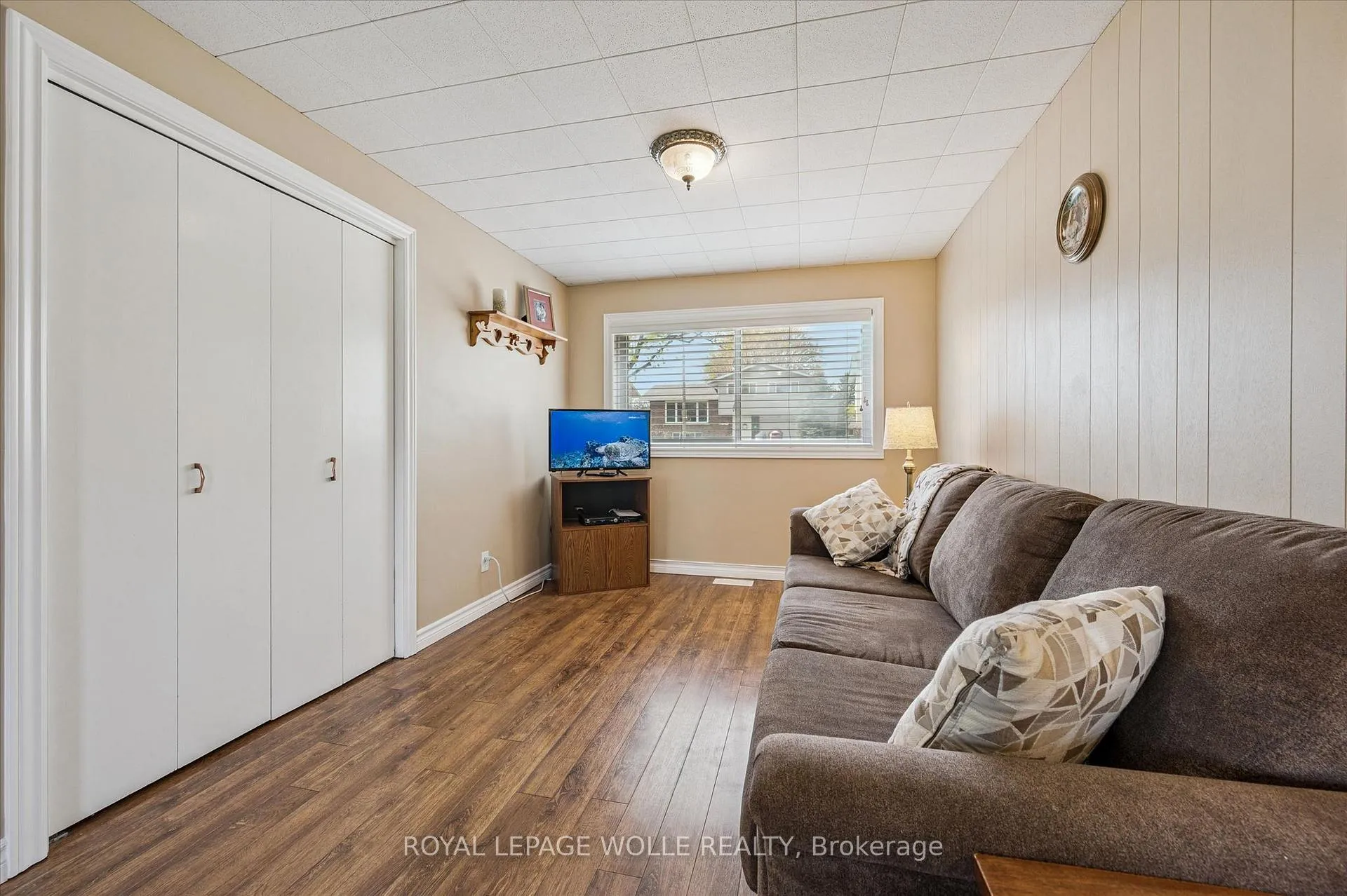 Photo 27 of 39 Charlotte Crescent, Kitchener — HOMEH