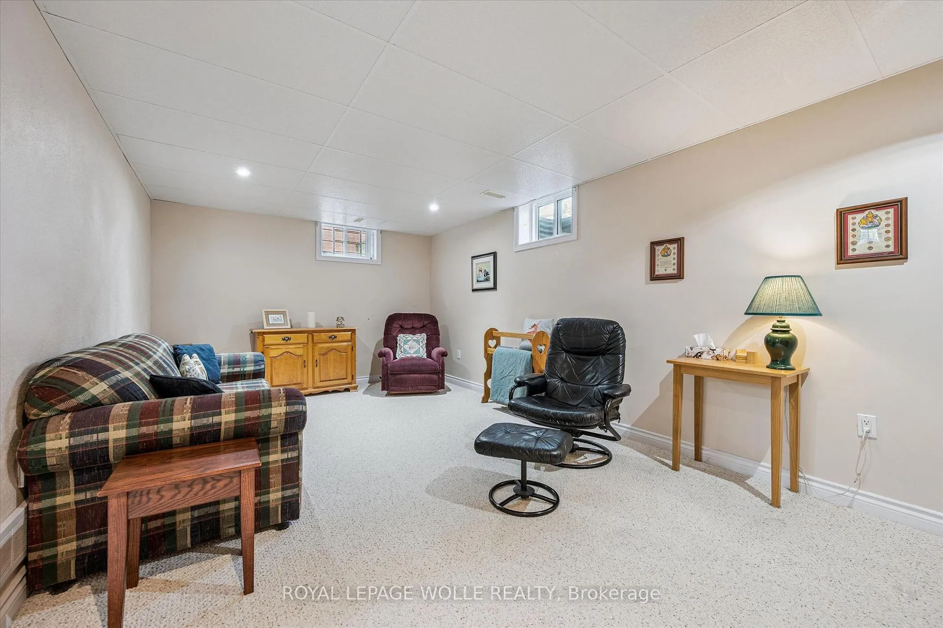 Photo 31 of 39 Charlotte Crescent, Kitchener — HOMEH