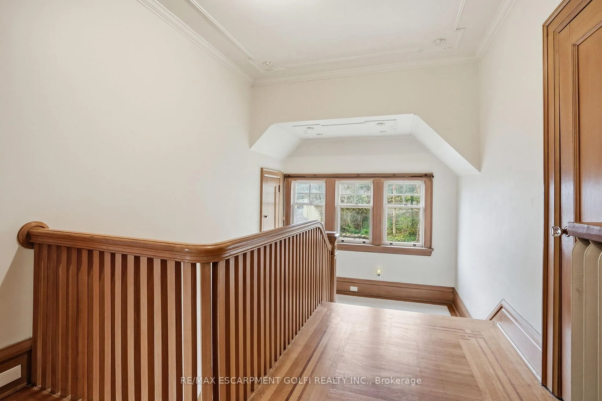 Photo 18 of 18 Inglewood Drive, Hamilton, Durand — HOMEH