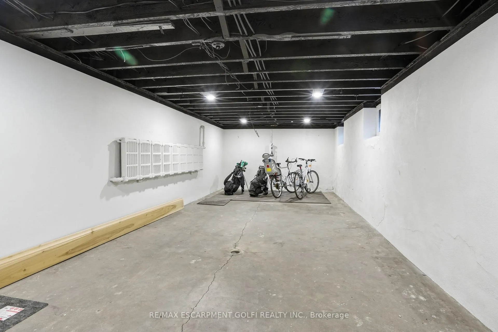 Photo 33 of 18 Inglewood Drive, Hamilton, Durand — HOMEH