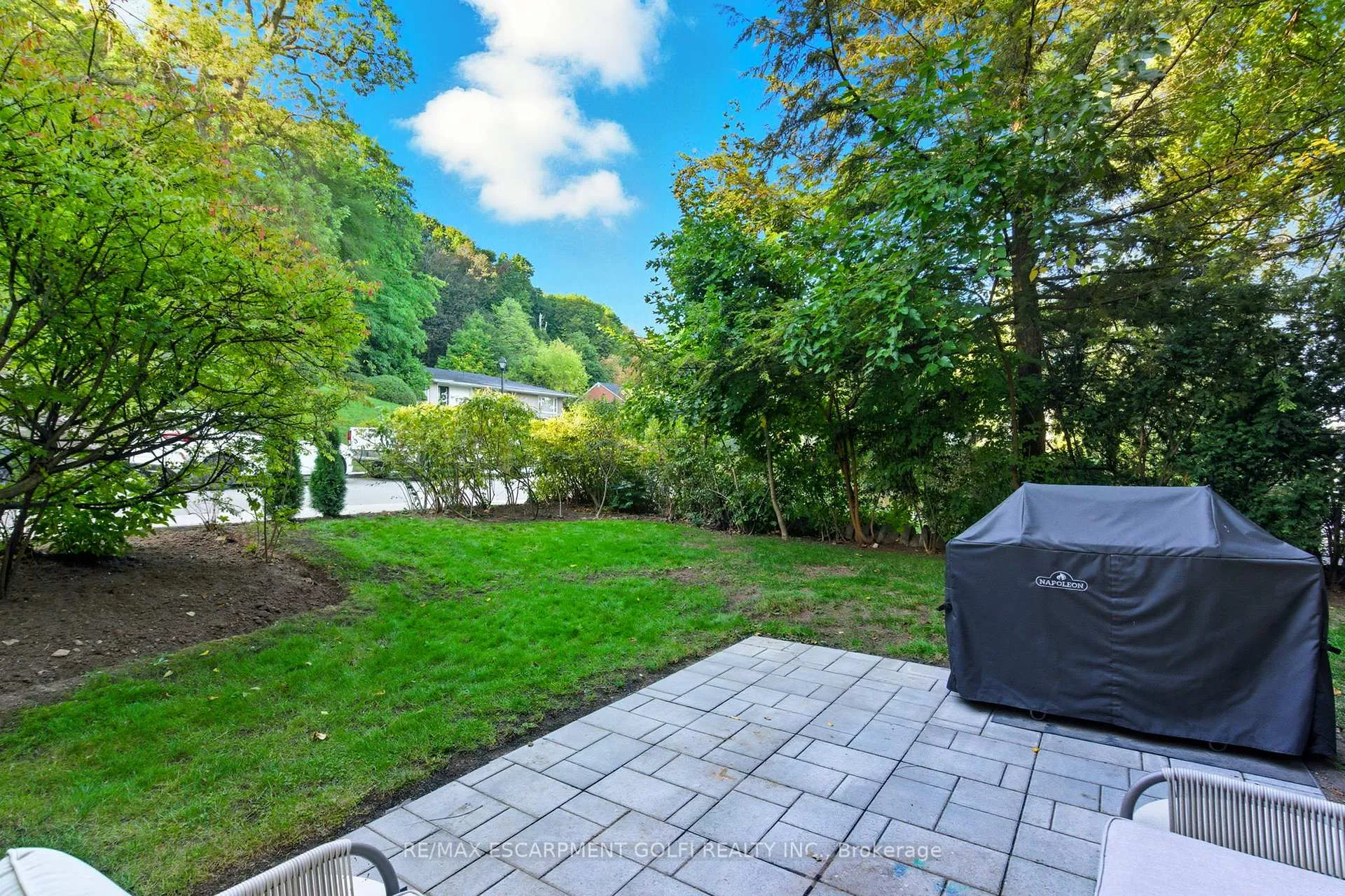 Photo 40 of 18 Inglewood Drive, Hamilton, Durand — HOMEH