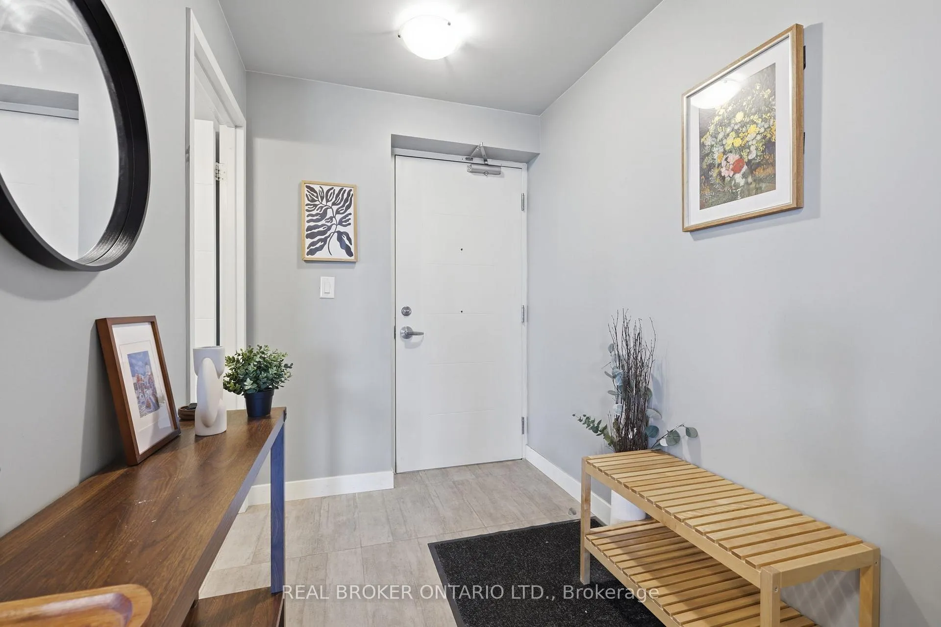Photo 6 of Unit 1905, 318 Spruce Street, Waterloo, Lakeshore Village — HOMEH