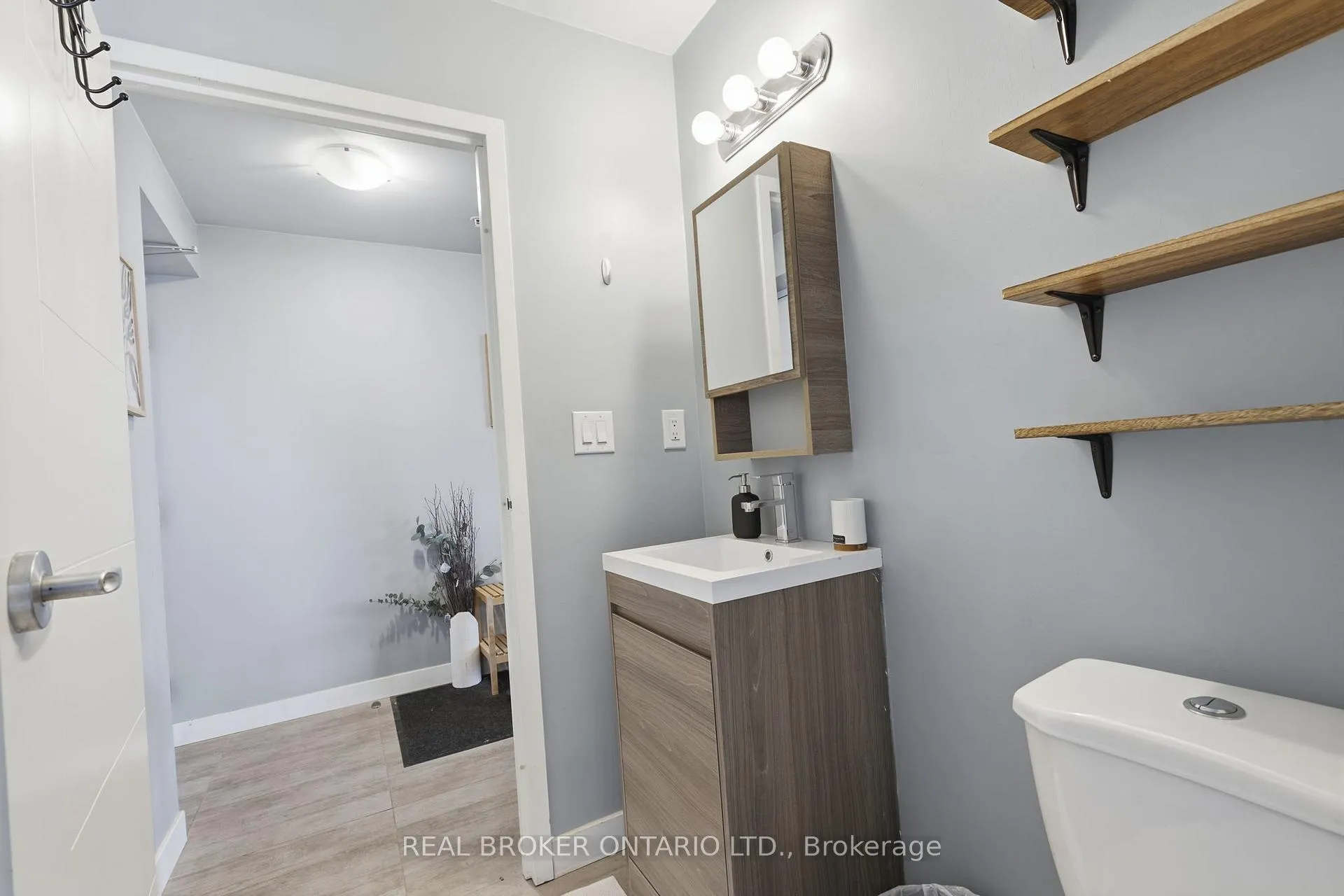 Photo 22 of Unit 1905, 318 Spruce Street, Waterloo, Lakeshore Village — HOMEH