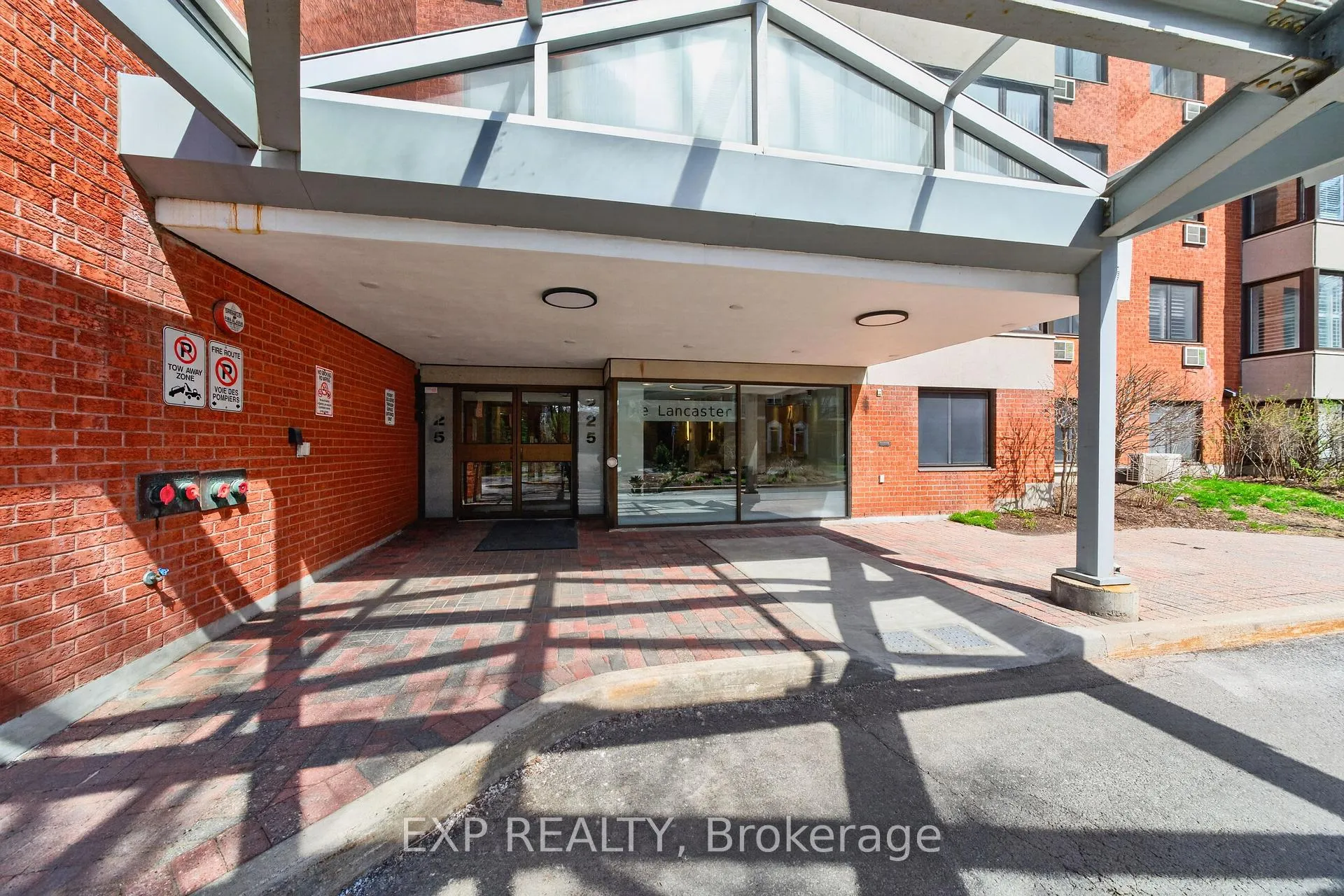 Photo 2 of Unit 605, 225 Alvin Road, Ottawa, Manor Park — HOMEH
