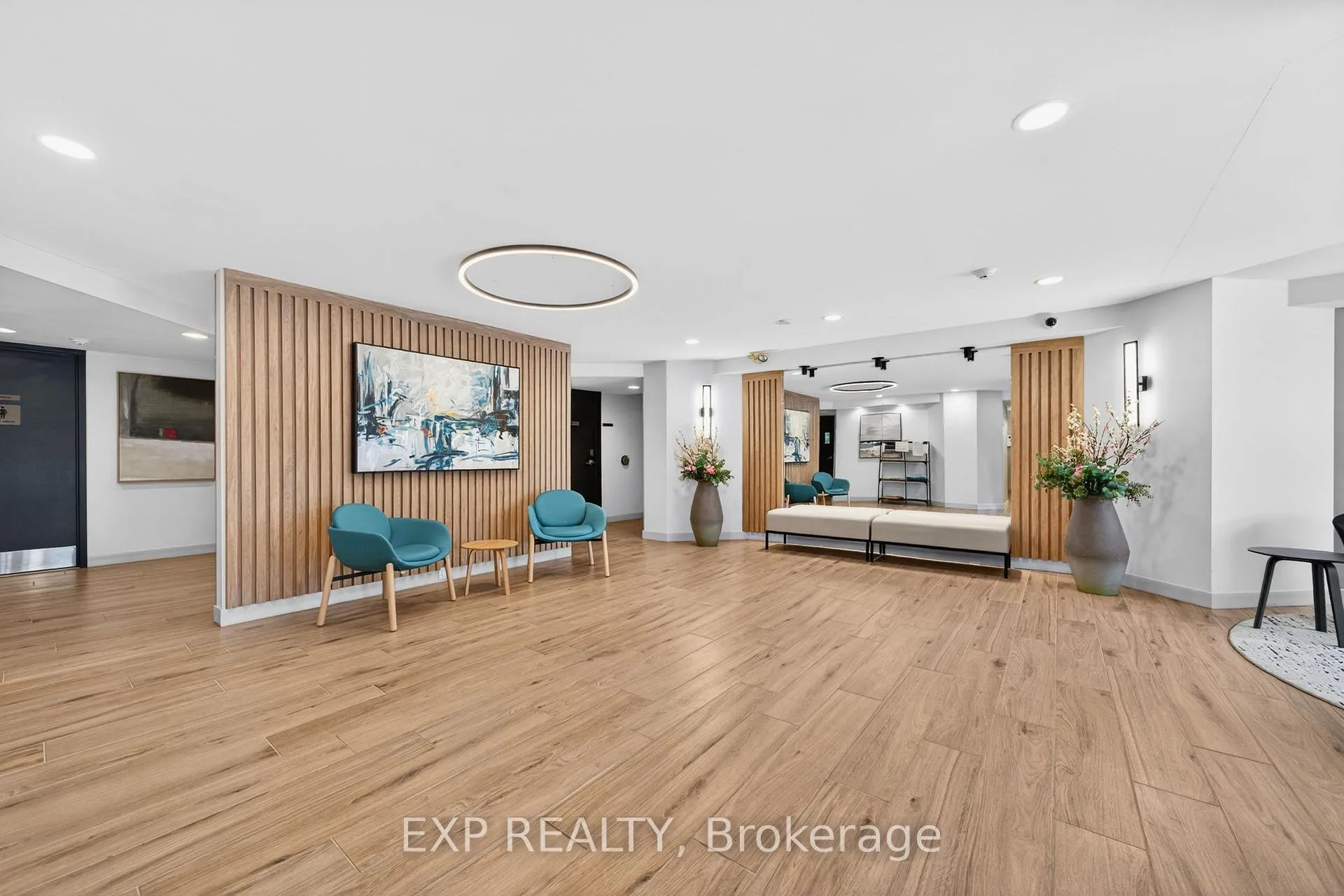 Photo 3 of Unit 605, 225 Alvin Road, Ottawa, Manor Park — HOMEH