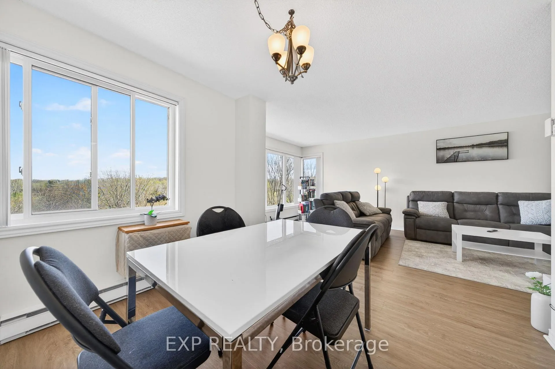 Photo 13 of Unit 605, 225 Alvin Road, Ottawa, Manor Park — HOMEH