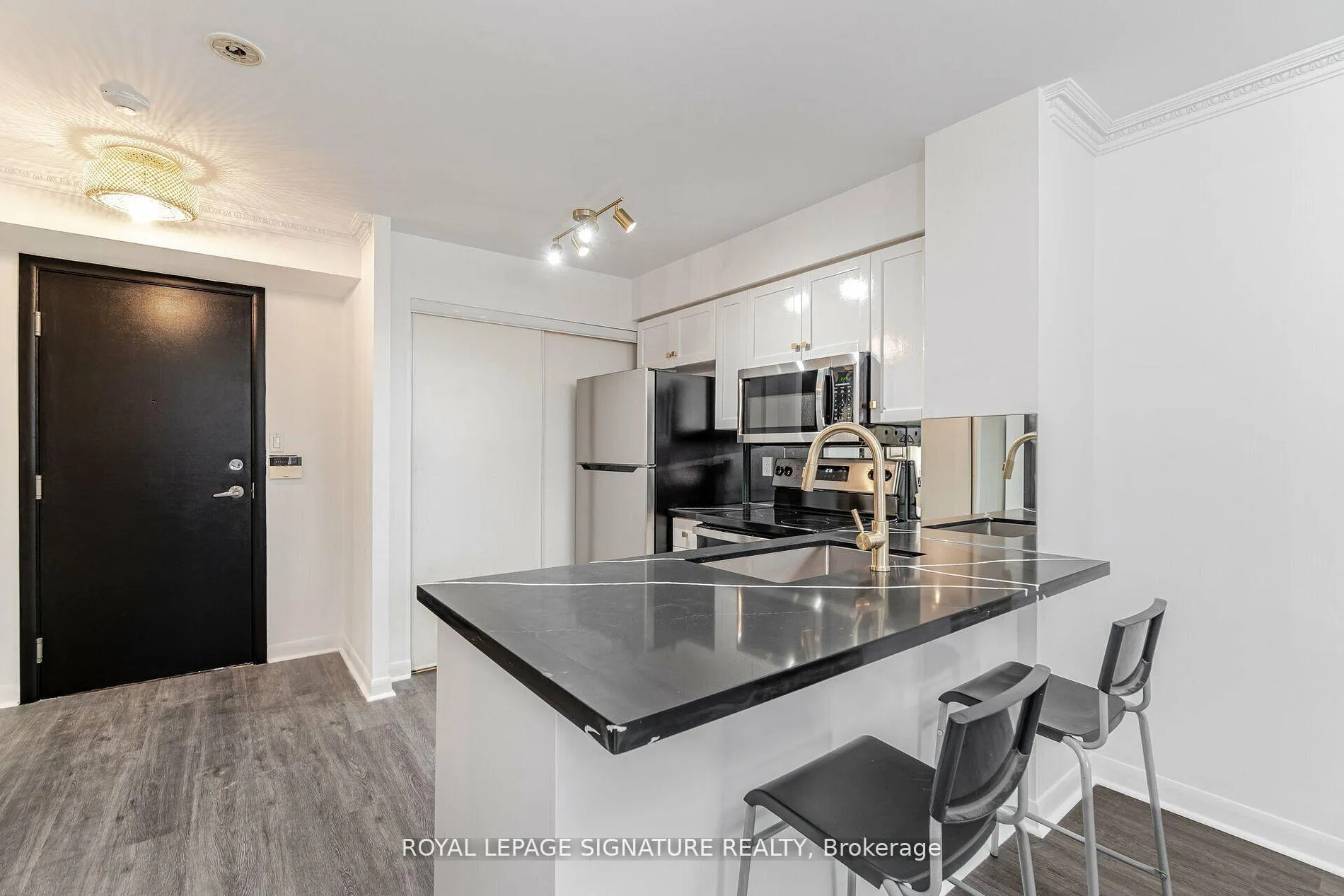 Photo 2 of Unit 405, 323 Richmond Street E, Toronto, Moss Park — HOMEH