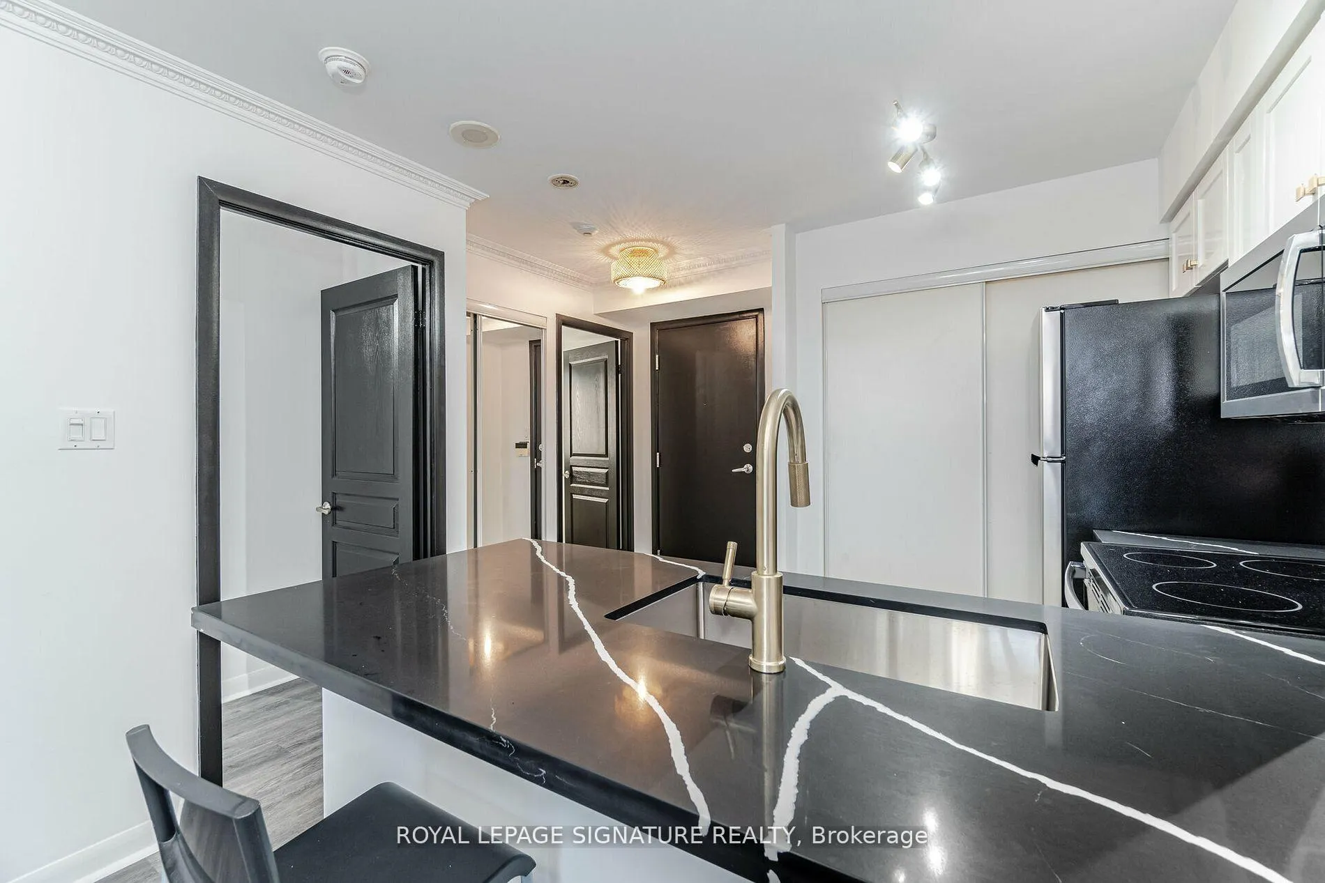 Photo 3 of Unit 405, 323 Richmond Street E, Toronto, Moss Park — HOMEH