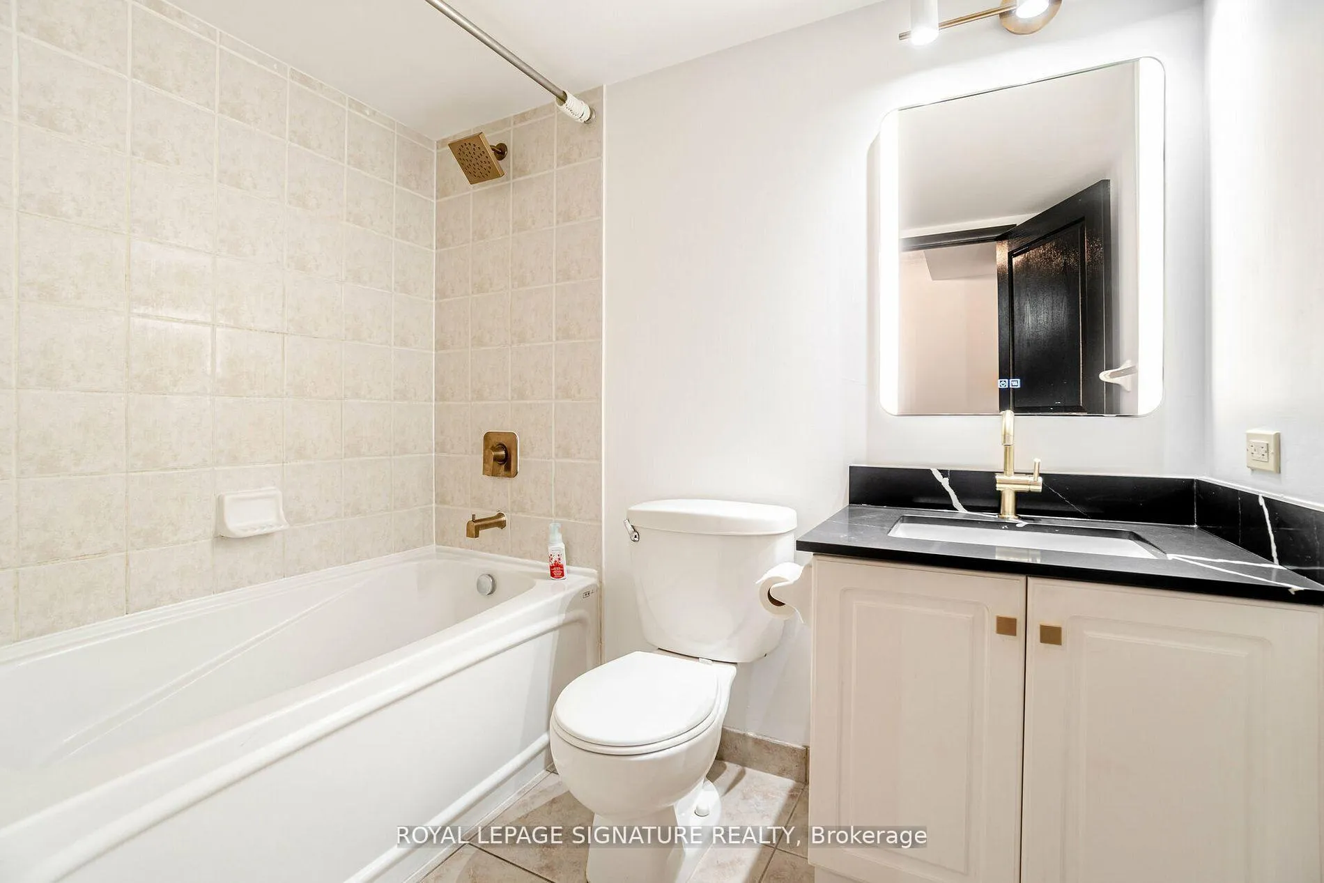 Photo 11 of Unit 405, 323 Richmond Street E, Toronto, Moss Park — HOMEH