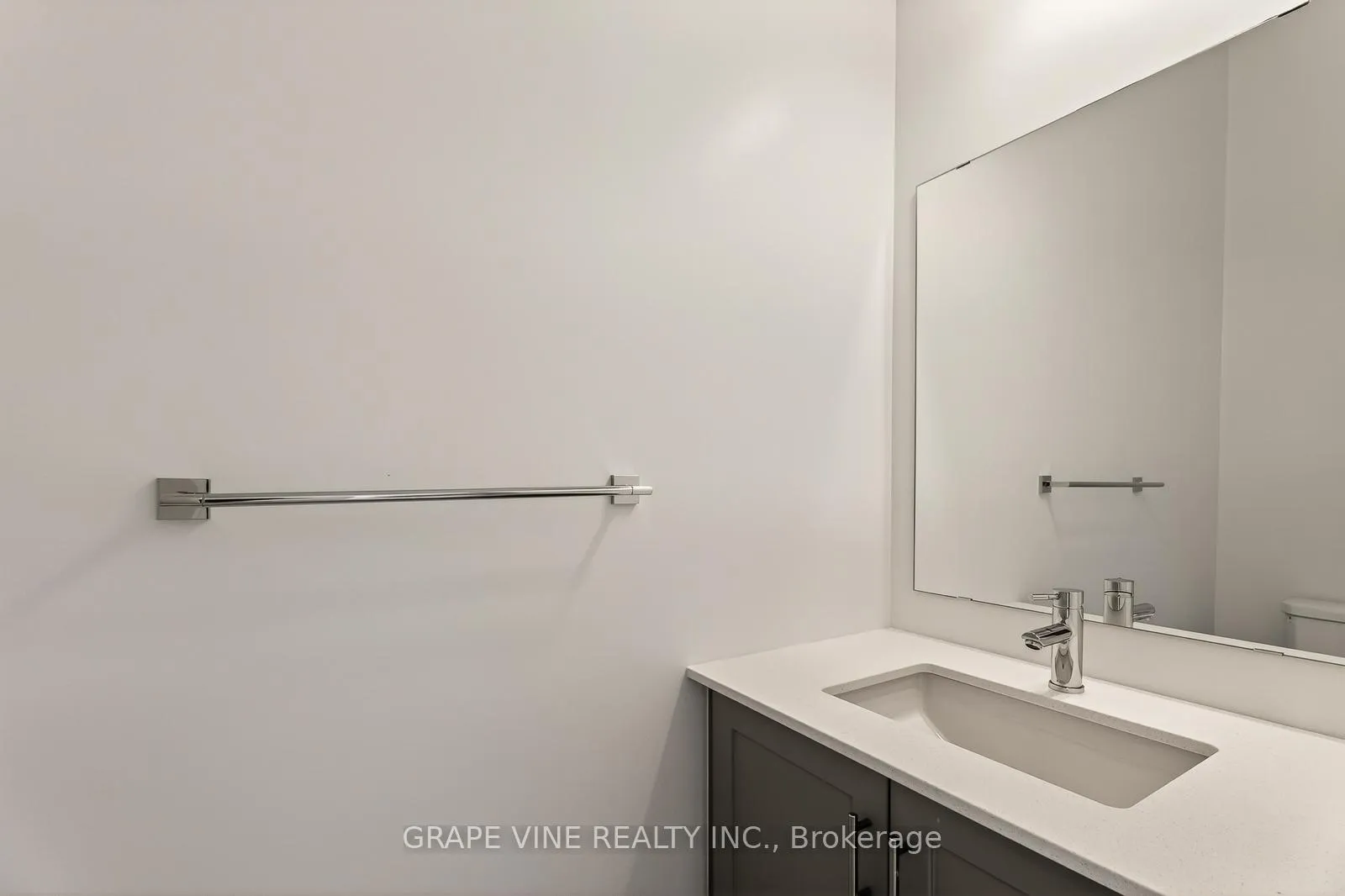 Photo 6 of 79 San Felice Circle, Ottawa, Kanata - Emerald Meadows/Trailwest — HOMEH