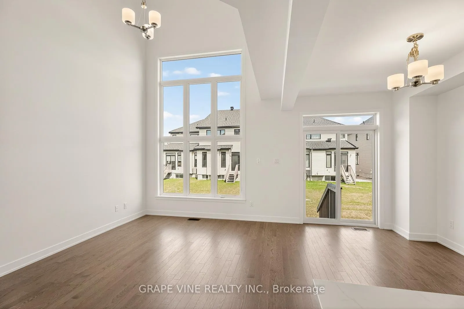 Photo 16 of 79 San Felice Circle, Ottawa, Kanata - Emerald Meadows/Trailwest — HOMEH