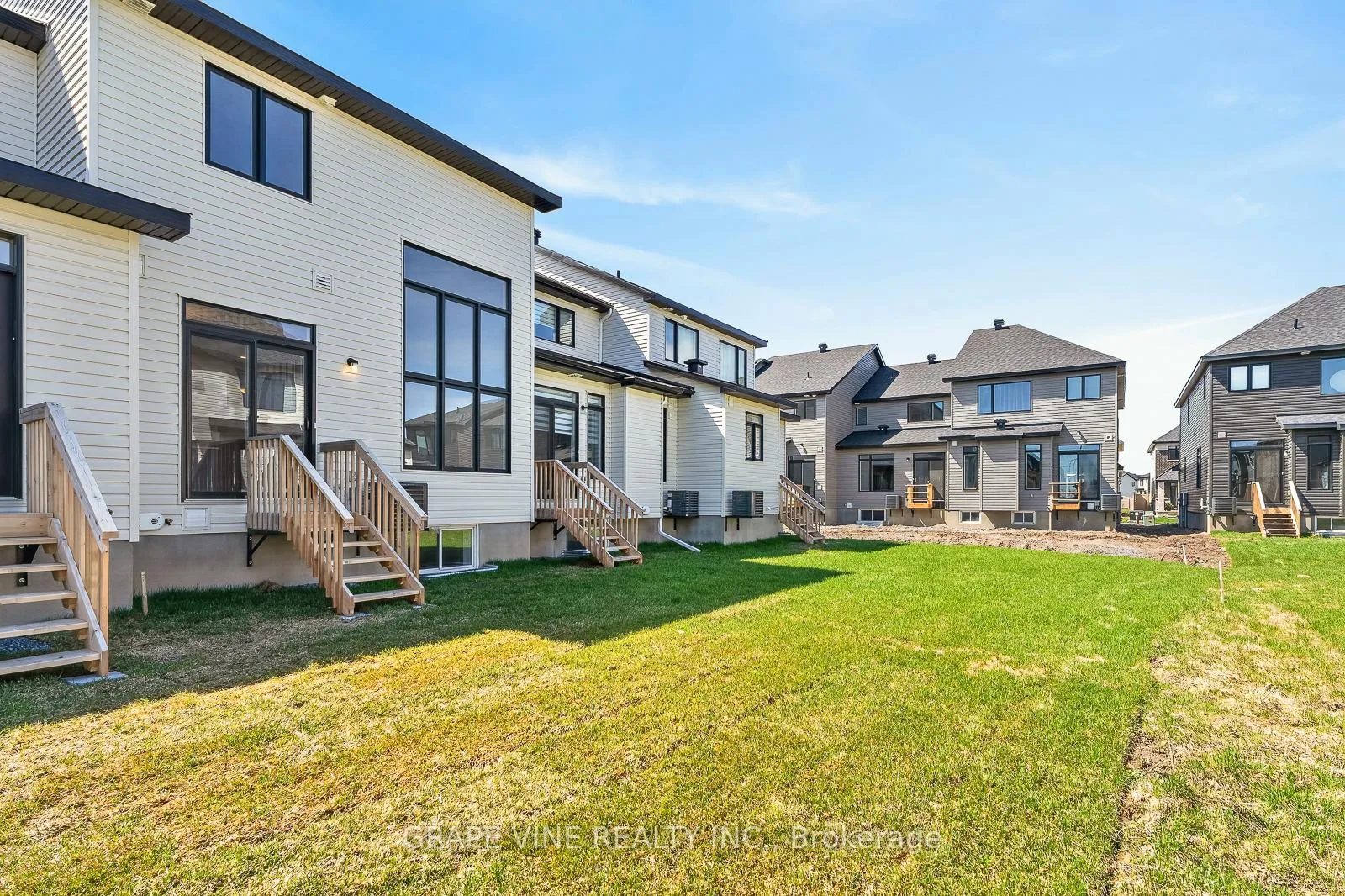 Photo 37 of 79 San Felice Circle, Ottawa, Kanata - Emerald Meadows/Trailwest — HOMEH